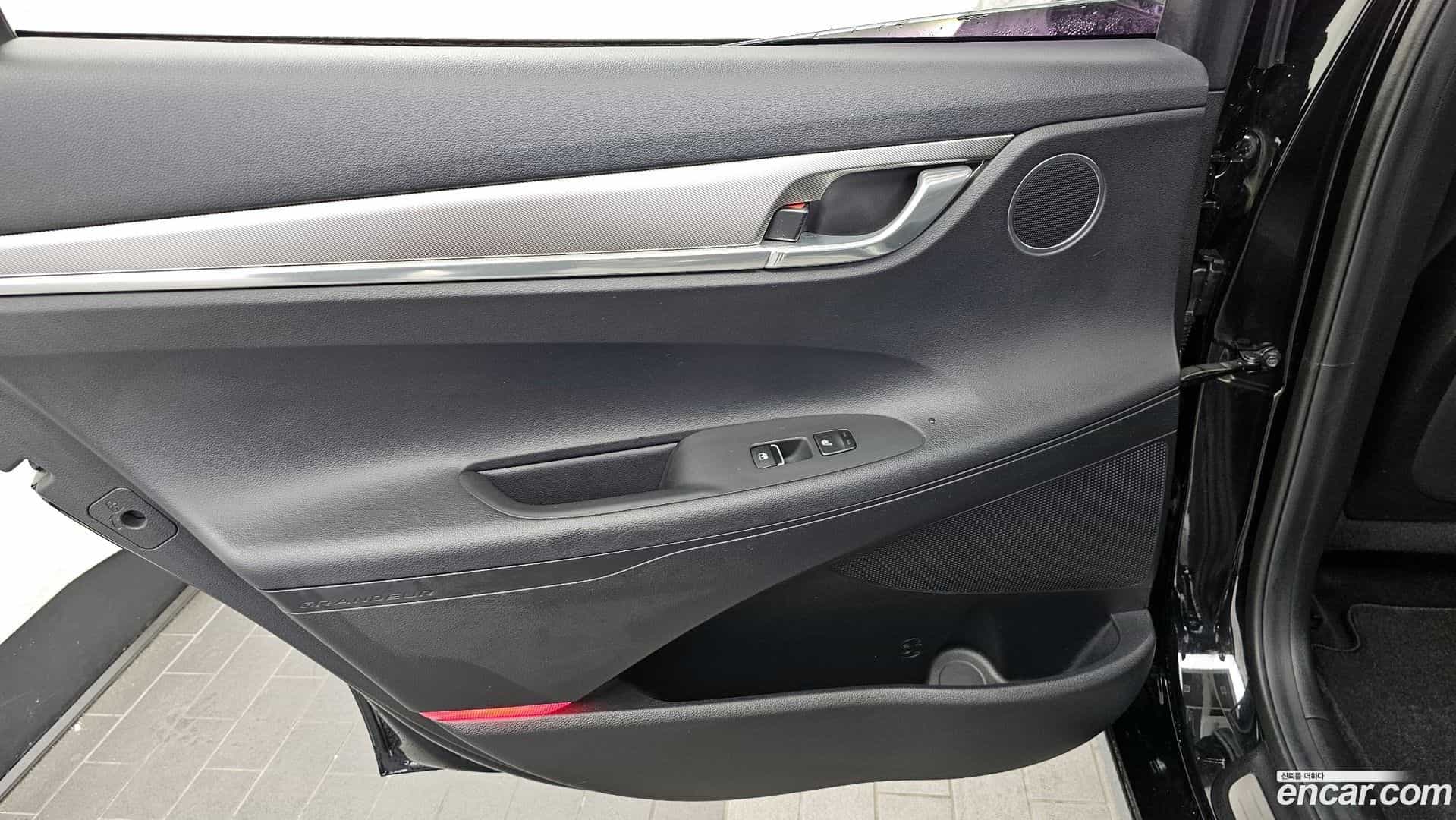 Grandeur Hyundai 2020.1-INNER-035