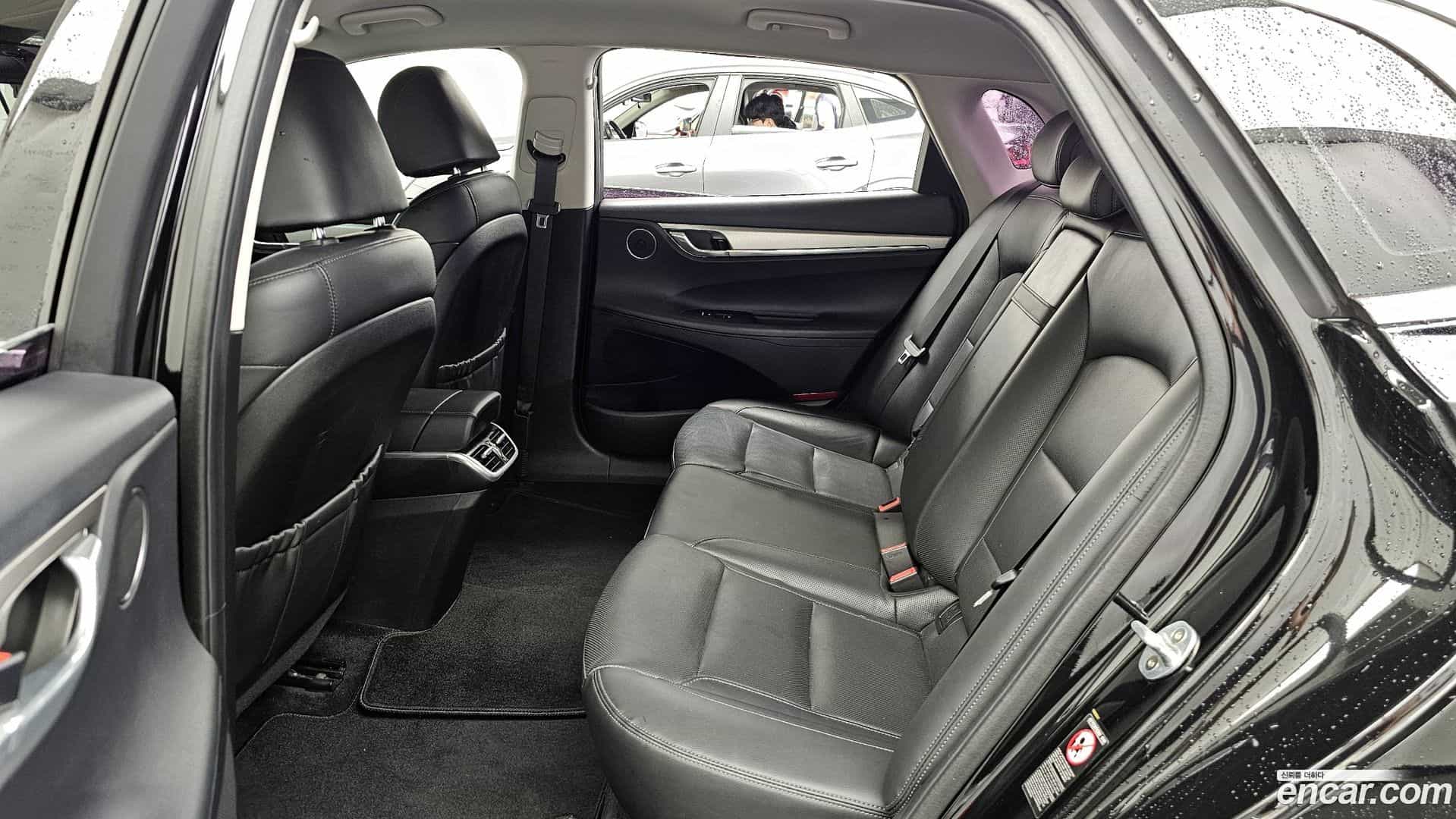 Grandeur Hyundai 2020.1-INNER-036
