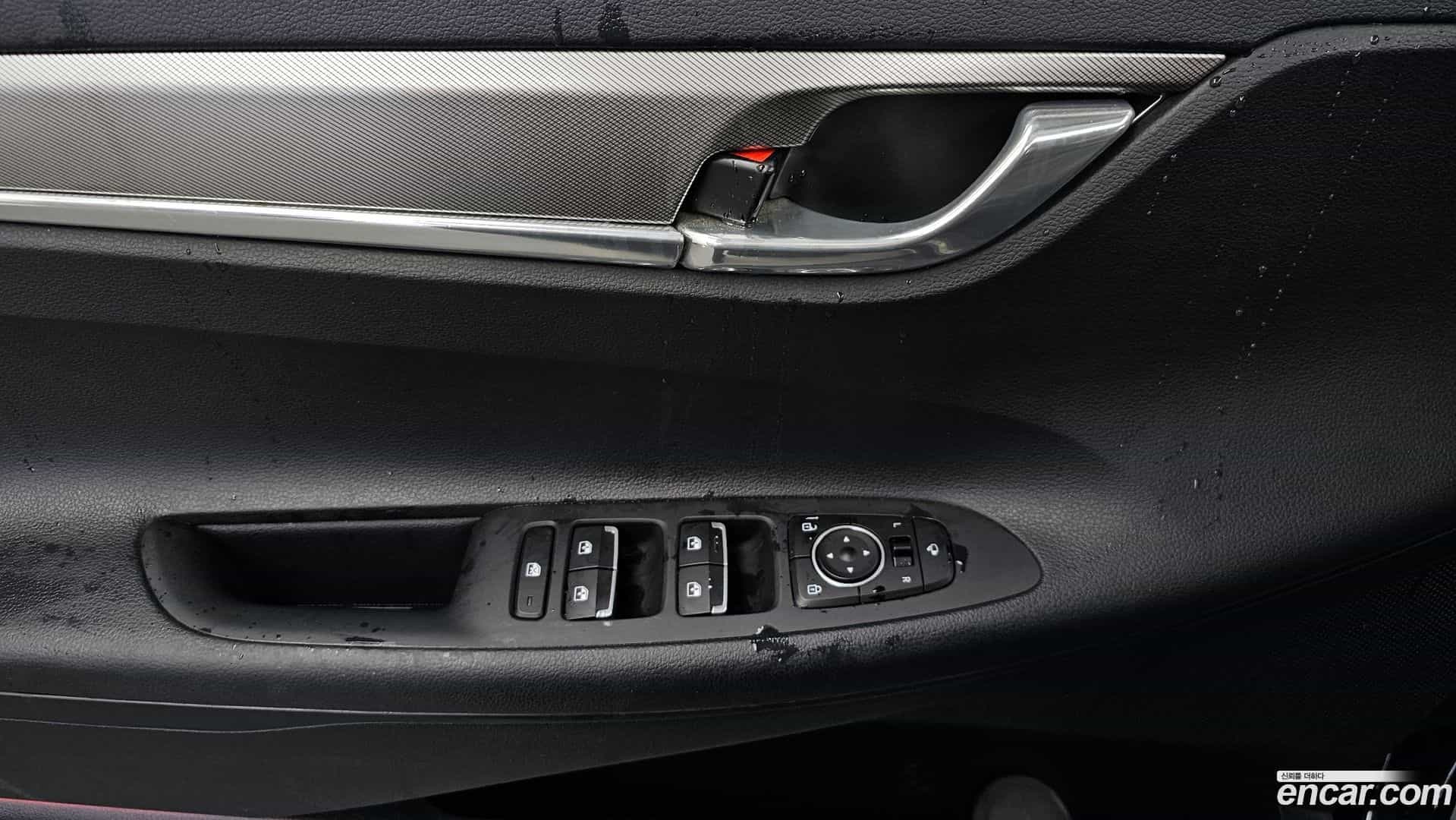 Grandeur Hyundai 2020.1-OPTION-041