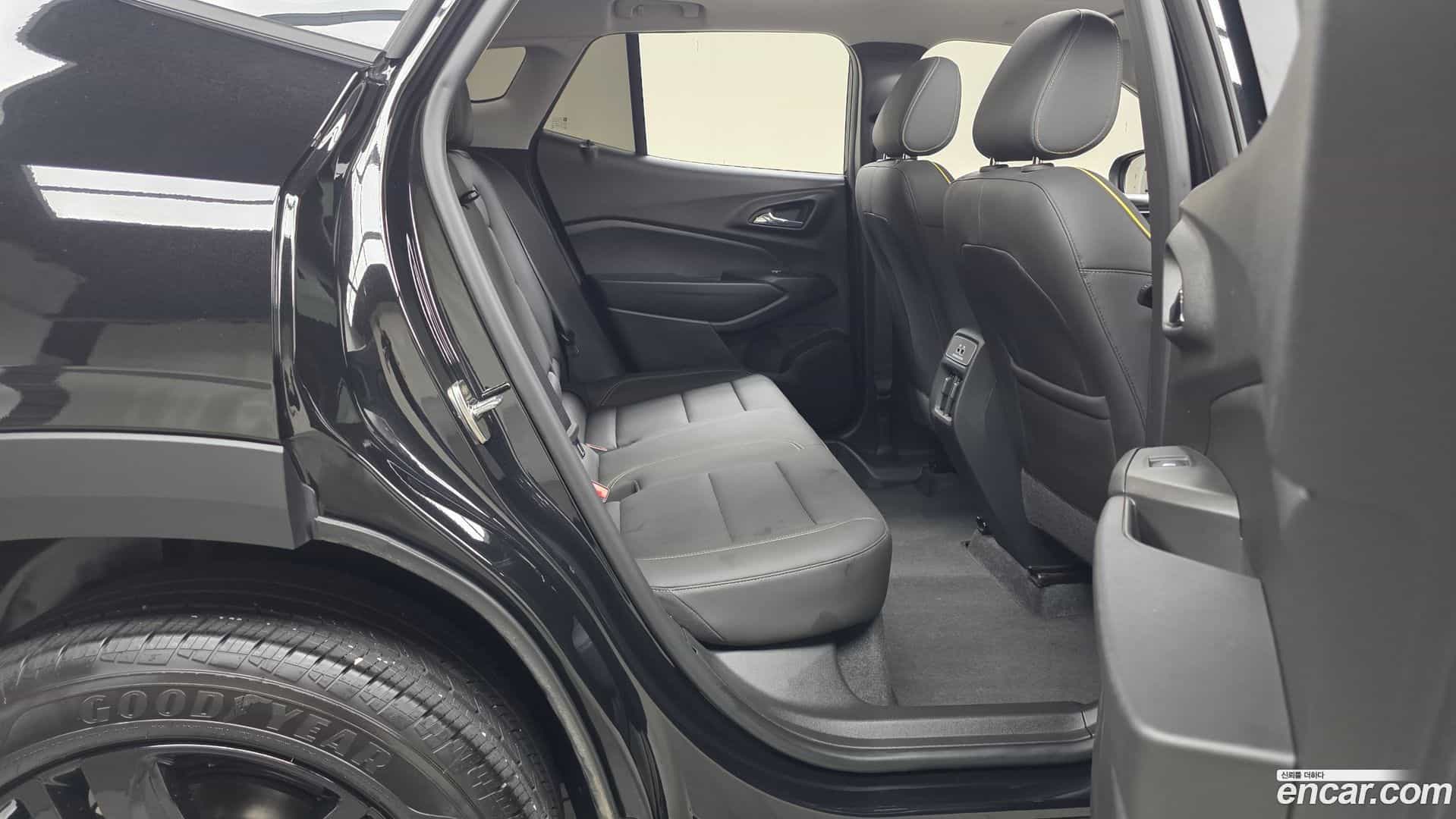 Trax Chevrolet 2023.5-OPTION-016