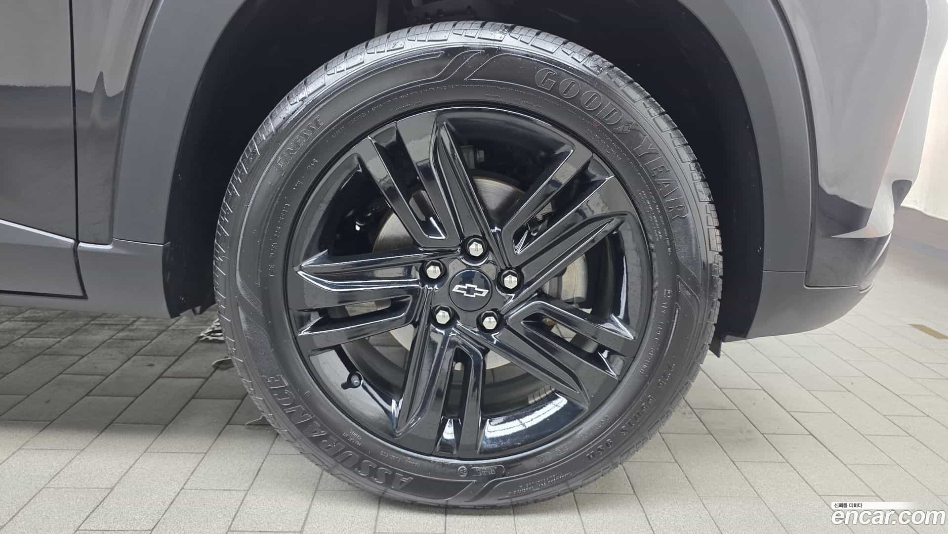 Trax Chevrolet 2023.5-OUTER-031