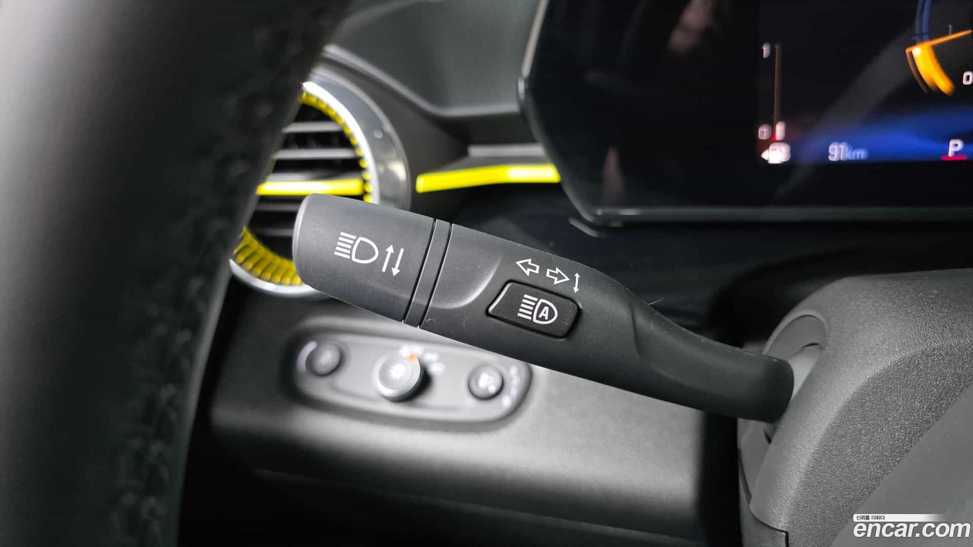 Trax Chevrolet 2023.5-OPTION-040
