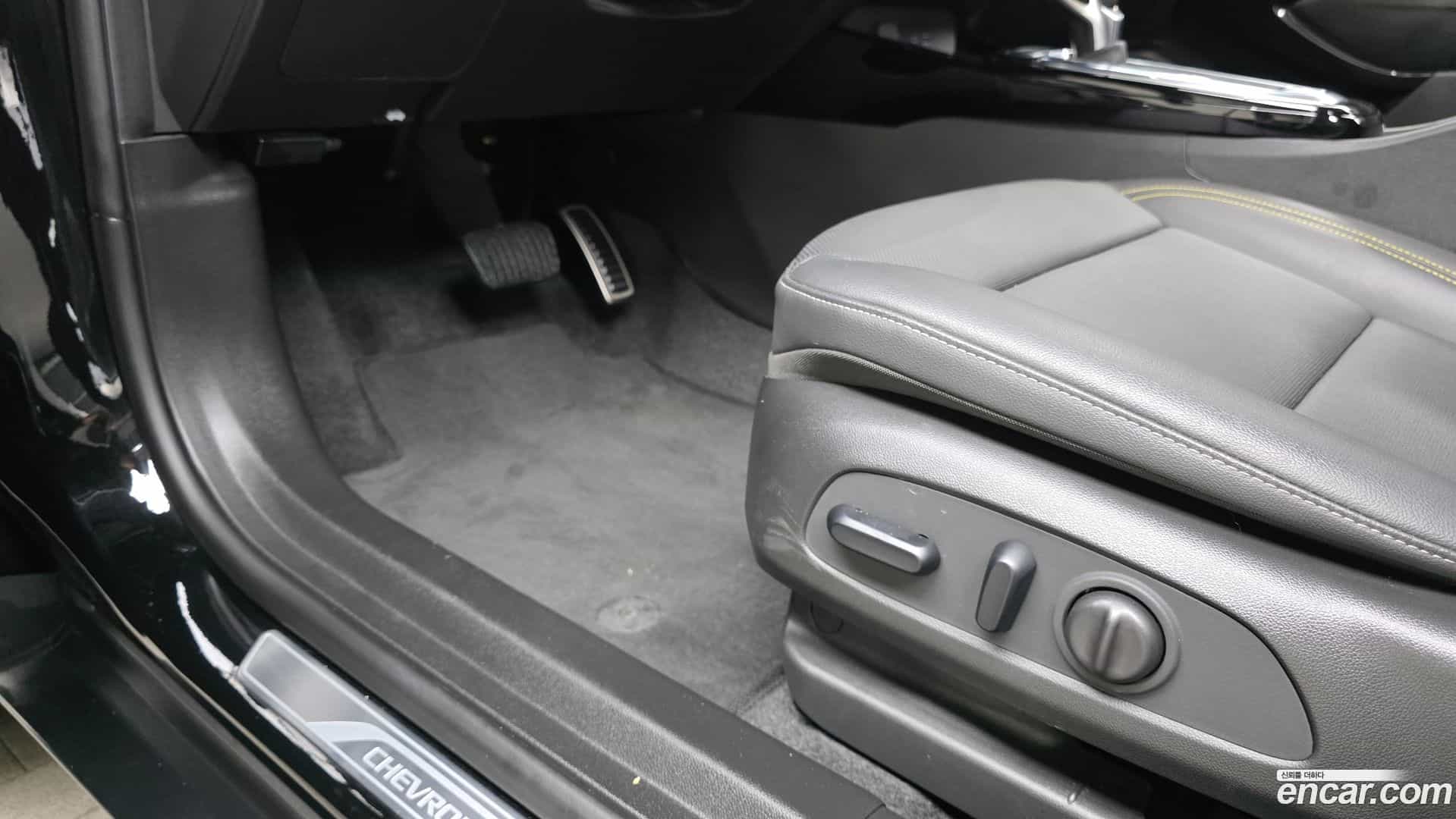 Trax Chevrolet 2023.5-OPTION-042