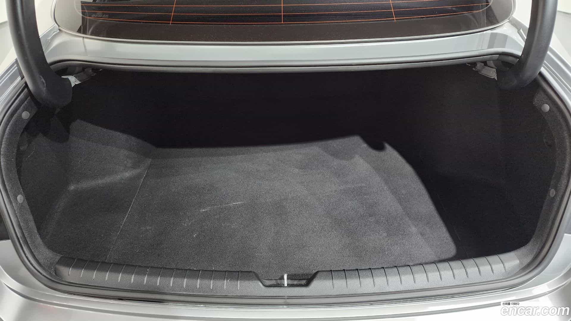 Sonata Hyundai 2019.9-OPTION-021