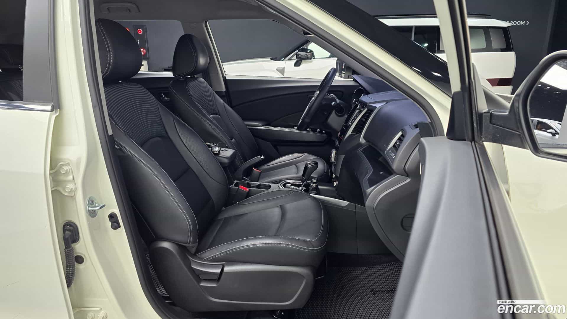 TIBOLI KG Mobility 2018.8-INNER-010