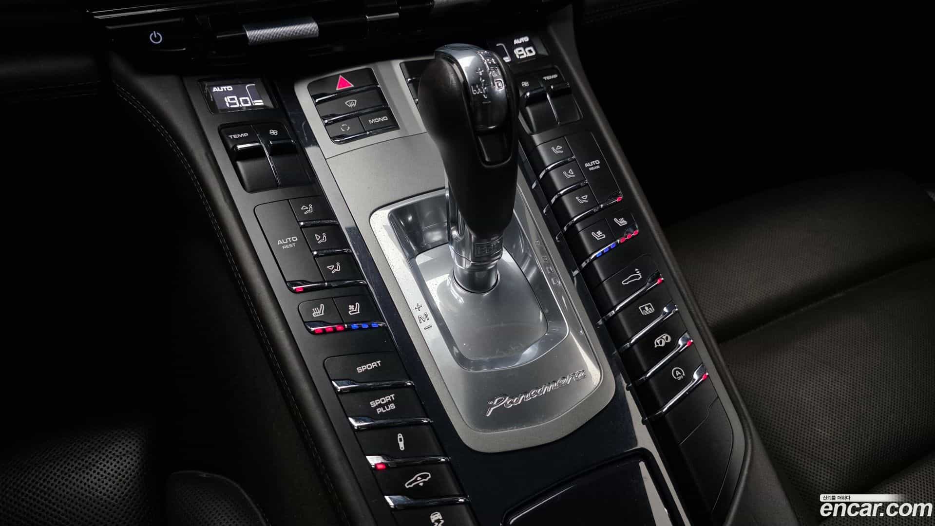 Panamera Porsche 2010.7-INNER-009
