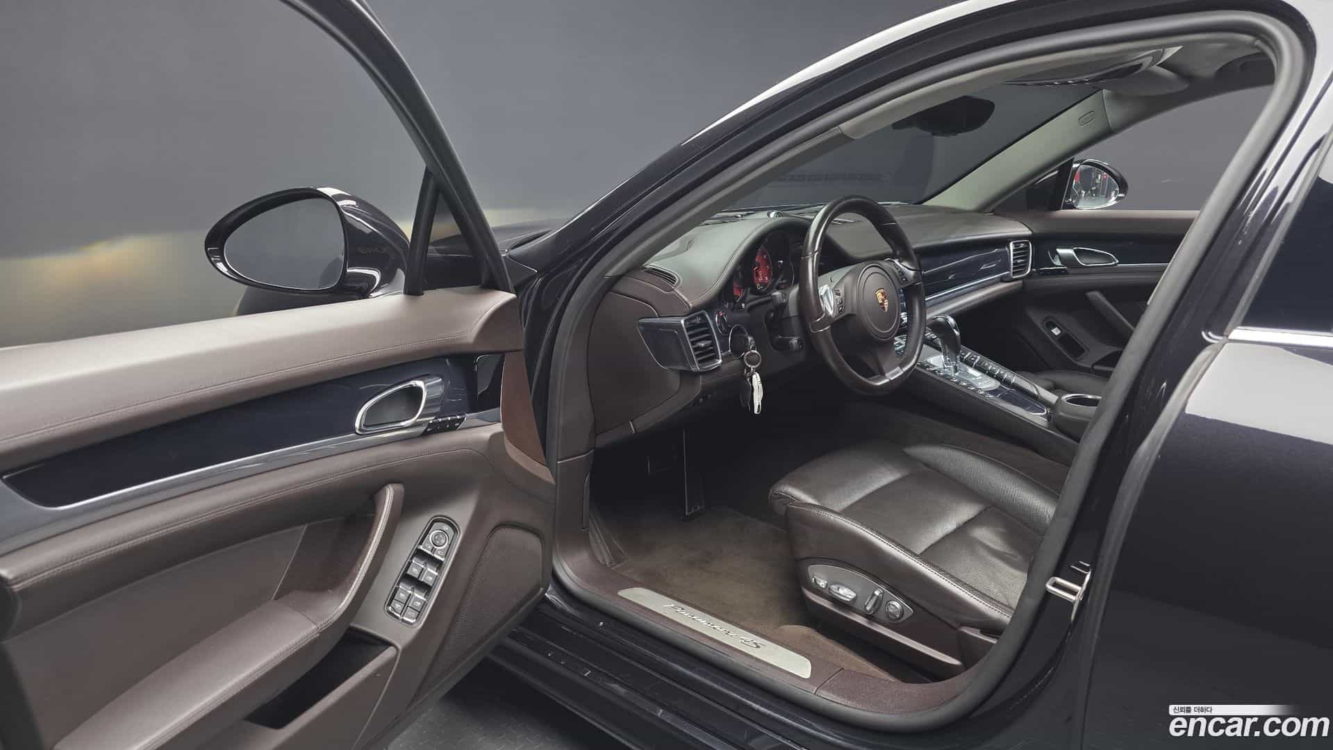 Panamera Porsche 2010.7-INNER-010