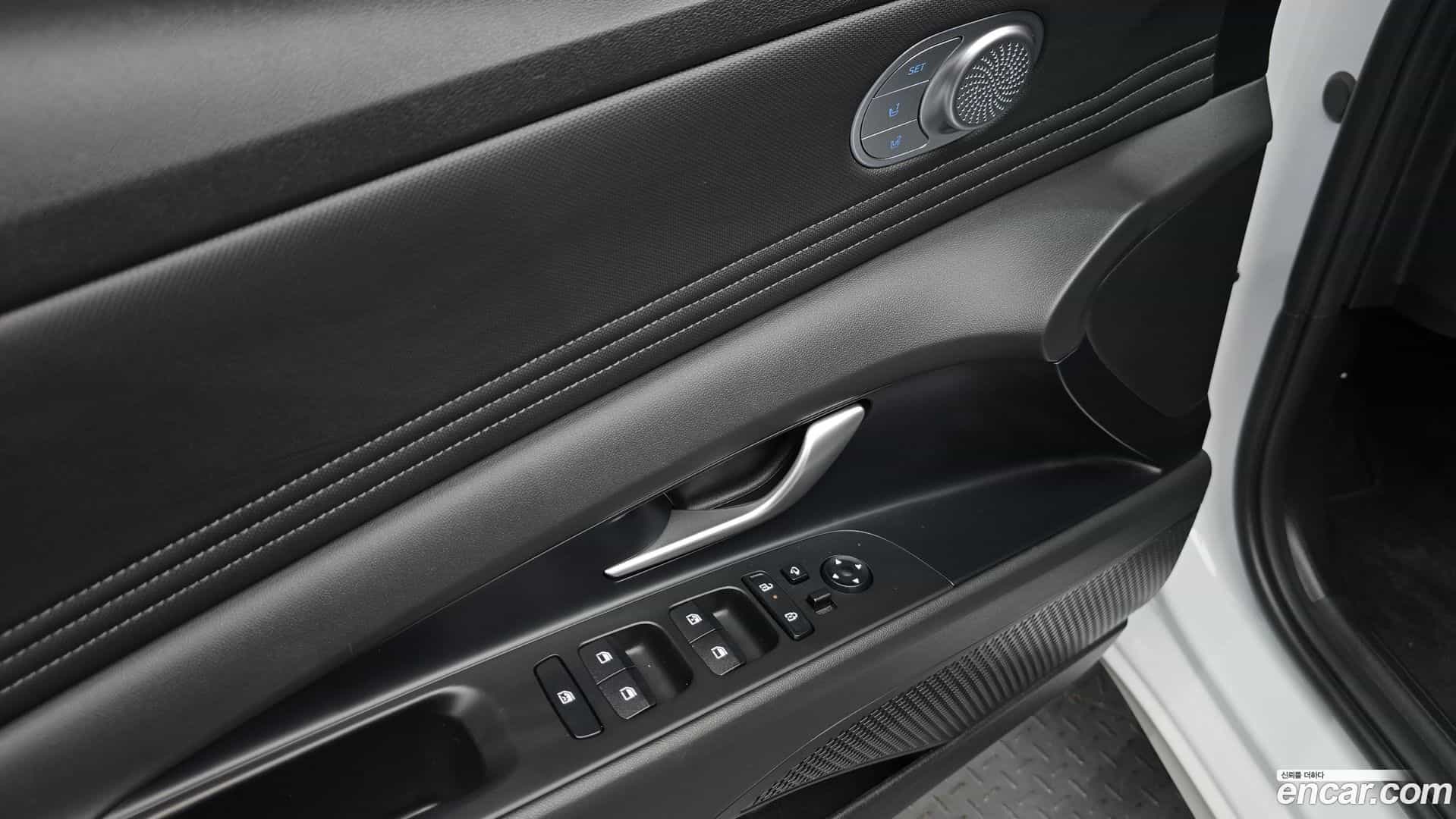 AVANTE Hyundai 2025.11-OPTION-019