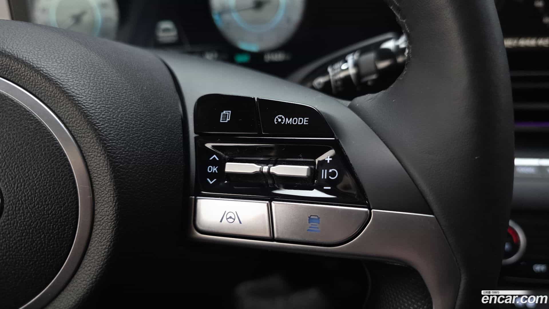 AVANTE Hyundai 2023.2-OPTION-018
