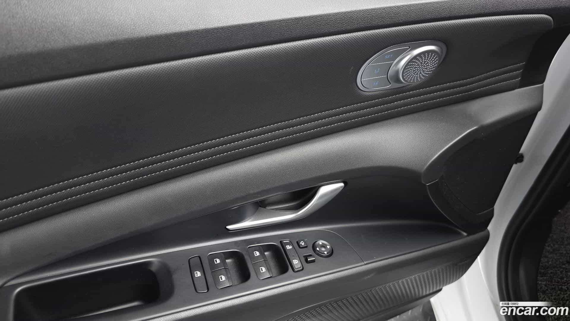 AVANTE Hyundai 2023.2-OPTION-045