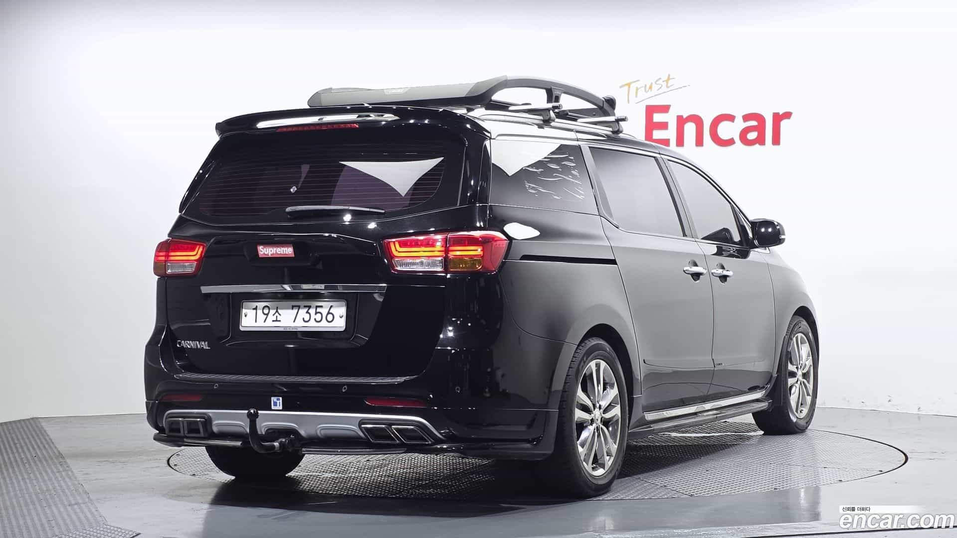 Canival Kia 2015.2-OUTER-002