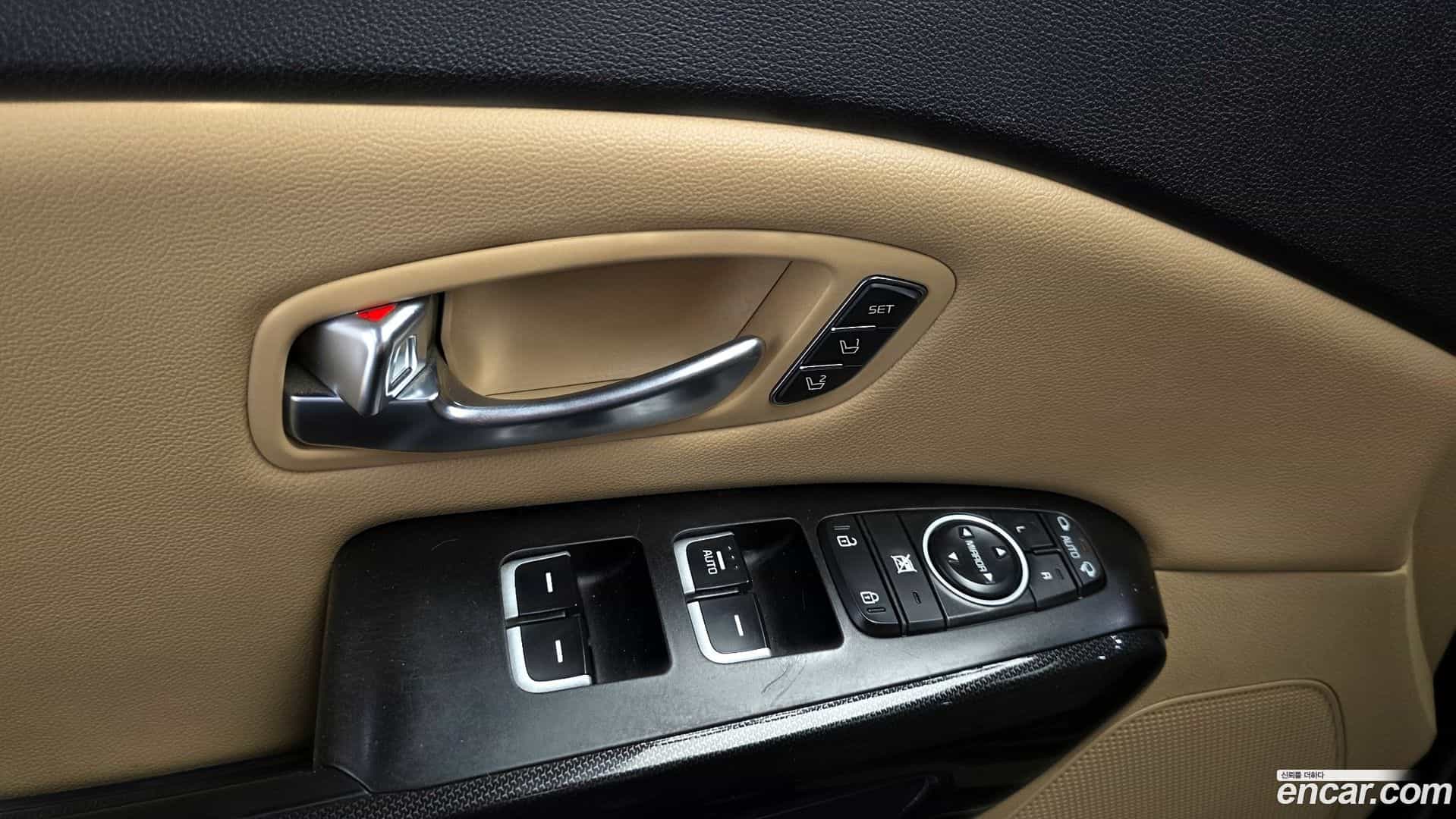 Canival Kia 2015.2-OPTION-046