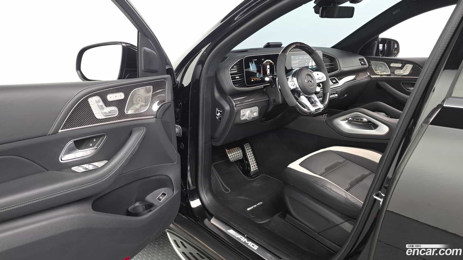 GLE-Class Mercedes-Benz 2021.7-INNER-010