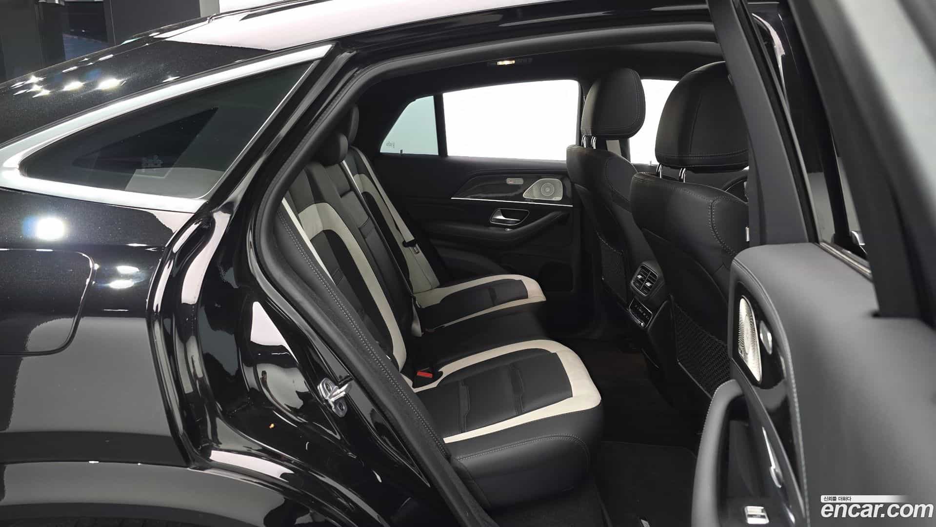 GLE-Class Mercedes-Benz 2021.7-OPTION-016