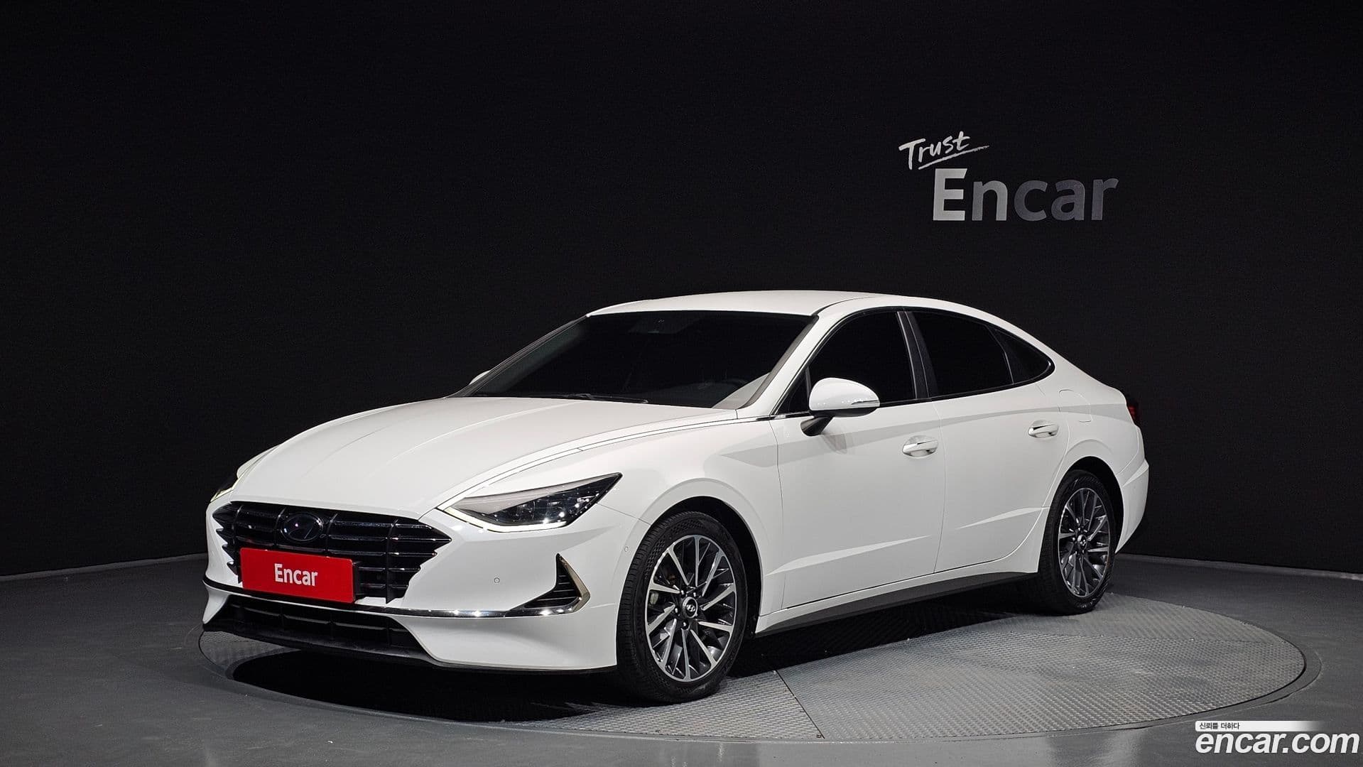 Main__Slider__Photo:Sonata Hyundai 2019.4-0