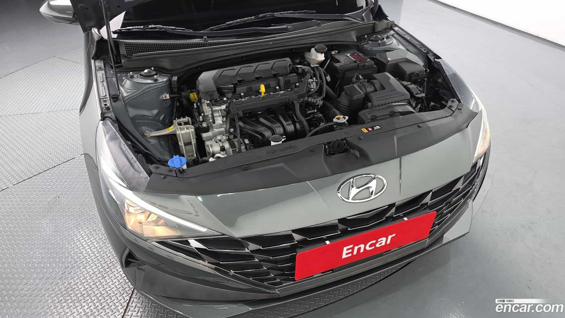 AVANTE Hyundai 2021.6-OUTER-006