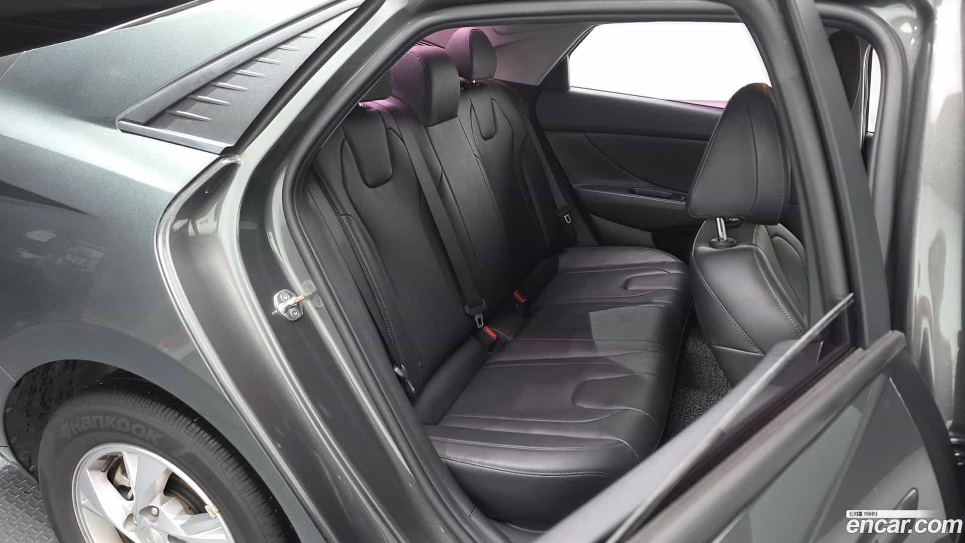AVANTE Hyundai 2021.6-OPTION-015