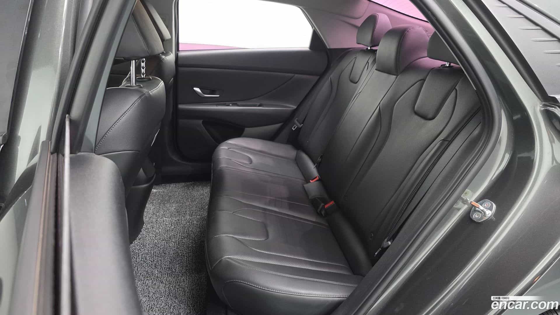 AVANTE Hyundai 2021.6-OPTION-016