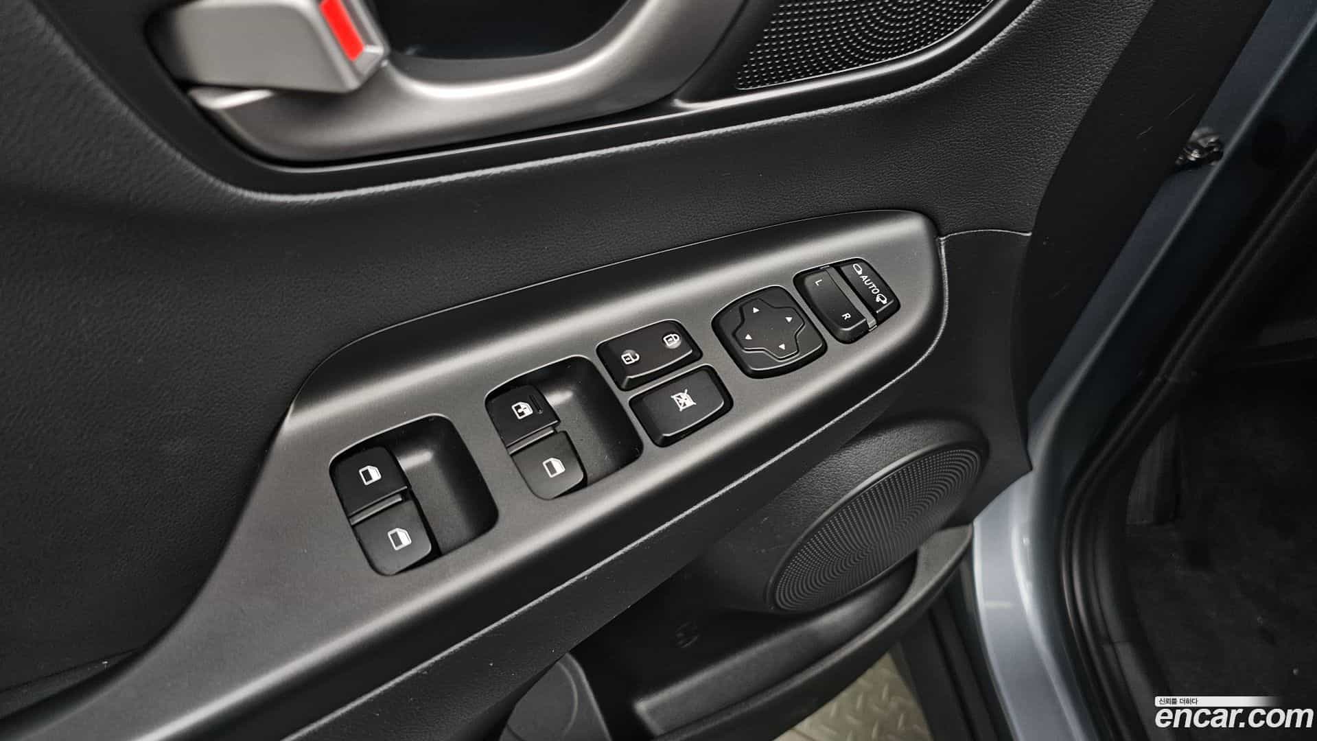 Kona Hyundai 2017.10-OPTION-020