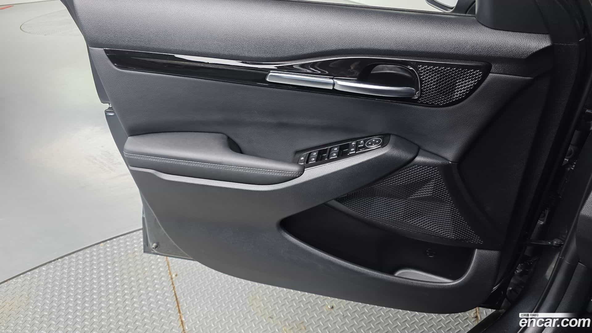Seltos Kia 2023.7-INNER-034