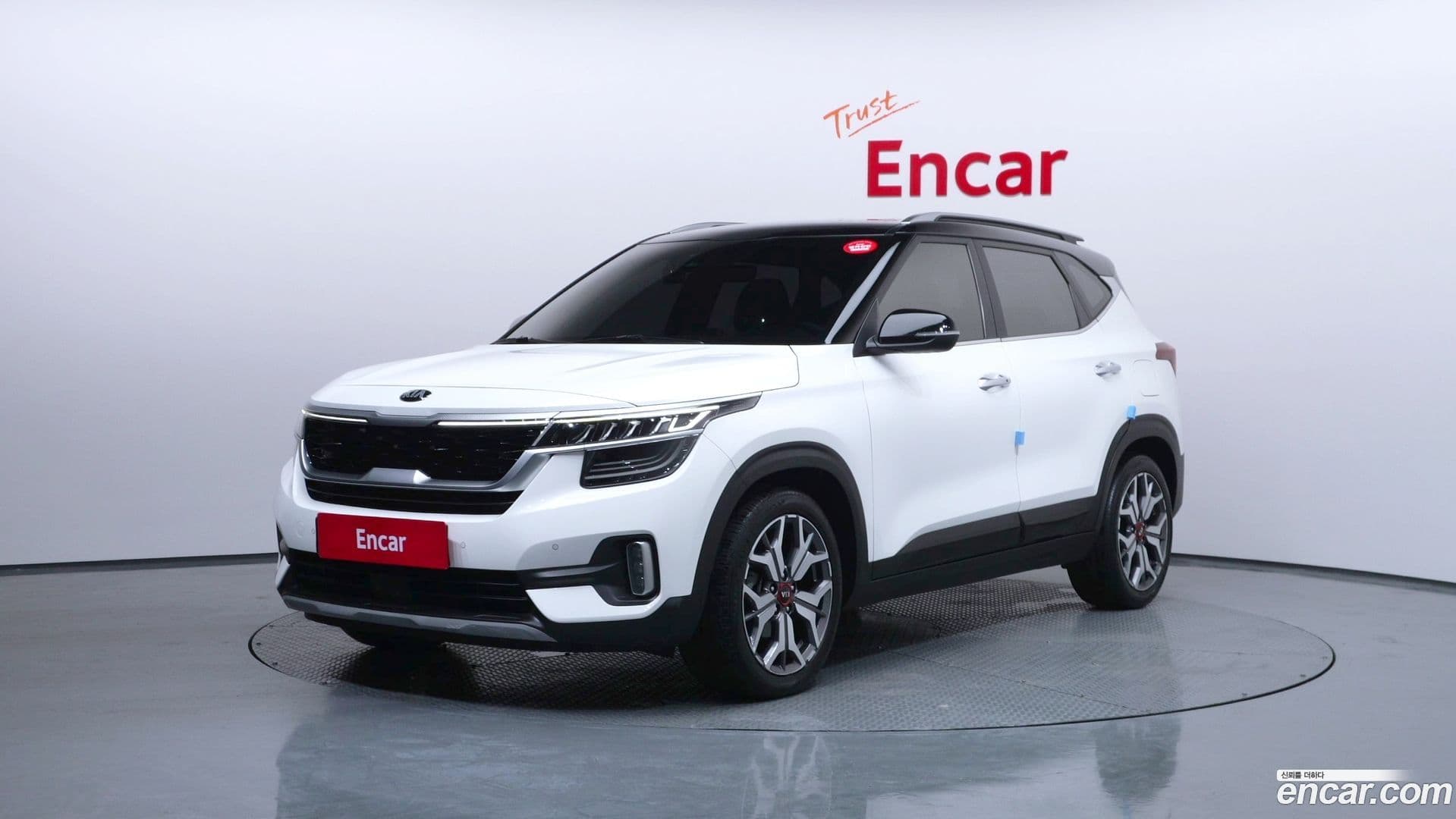 Main__Slider__Photo:Seltos Kia 2021.1-0