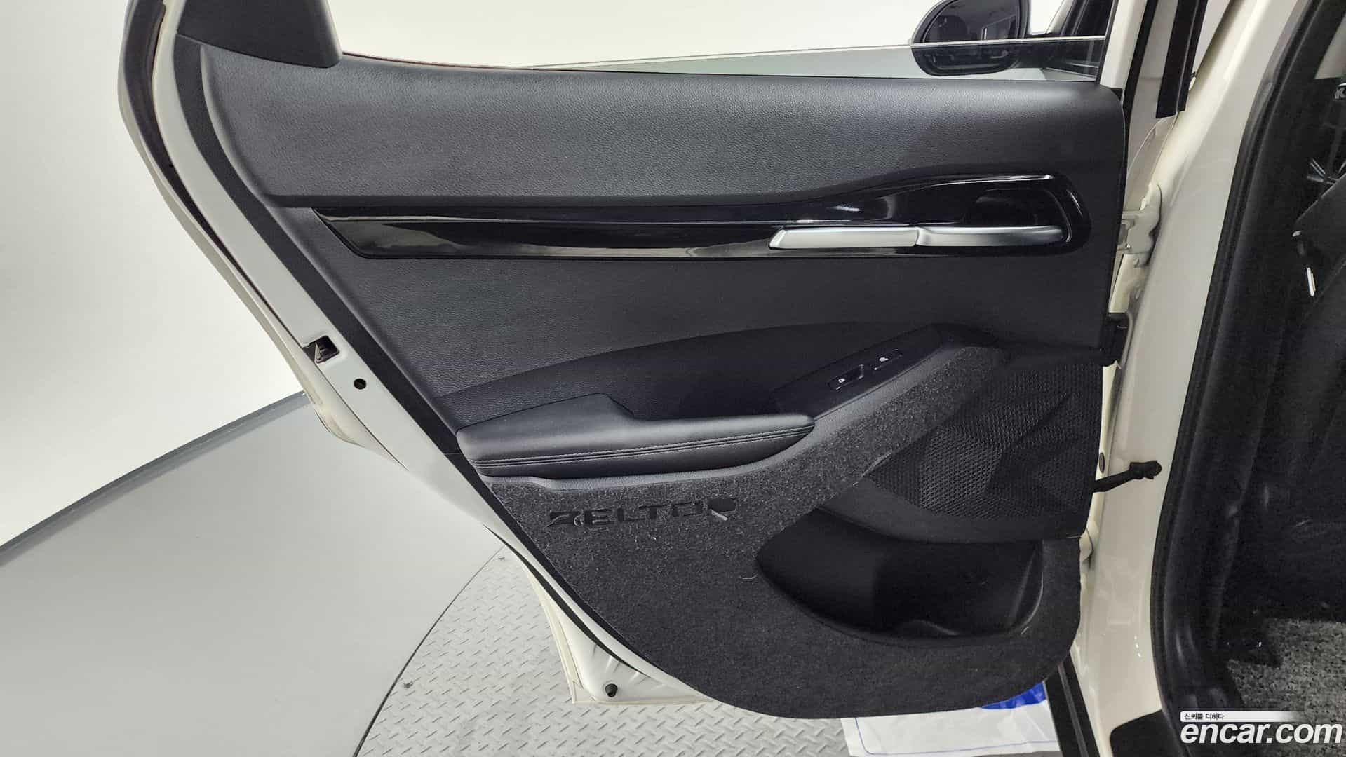 Seltos Kia 2021.1-INNER-035