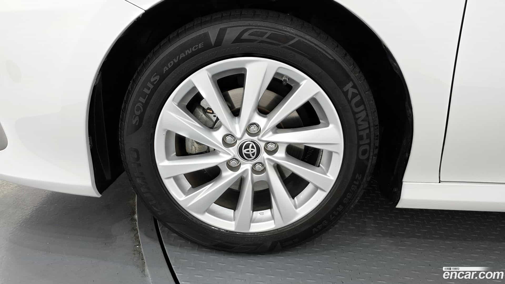 Camry Toyota 2021.8-OUTER-005