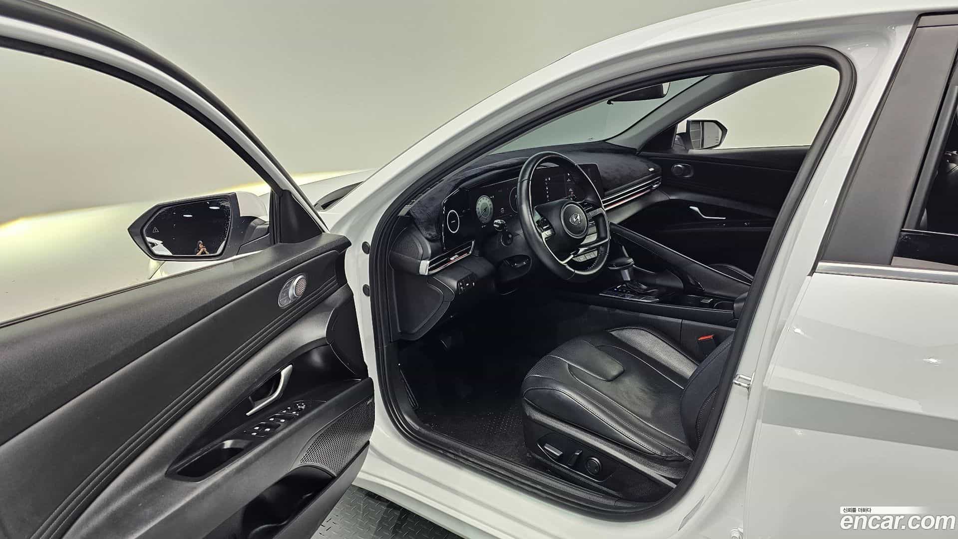 AVANTE Hyundai 2020.8-INNER-010