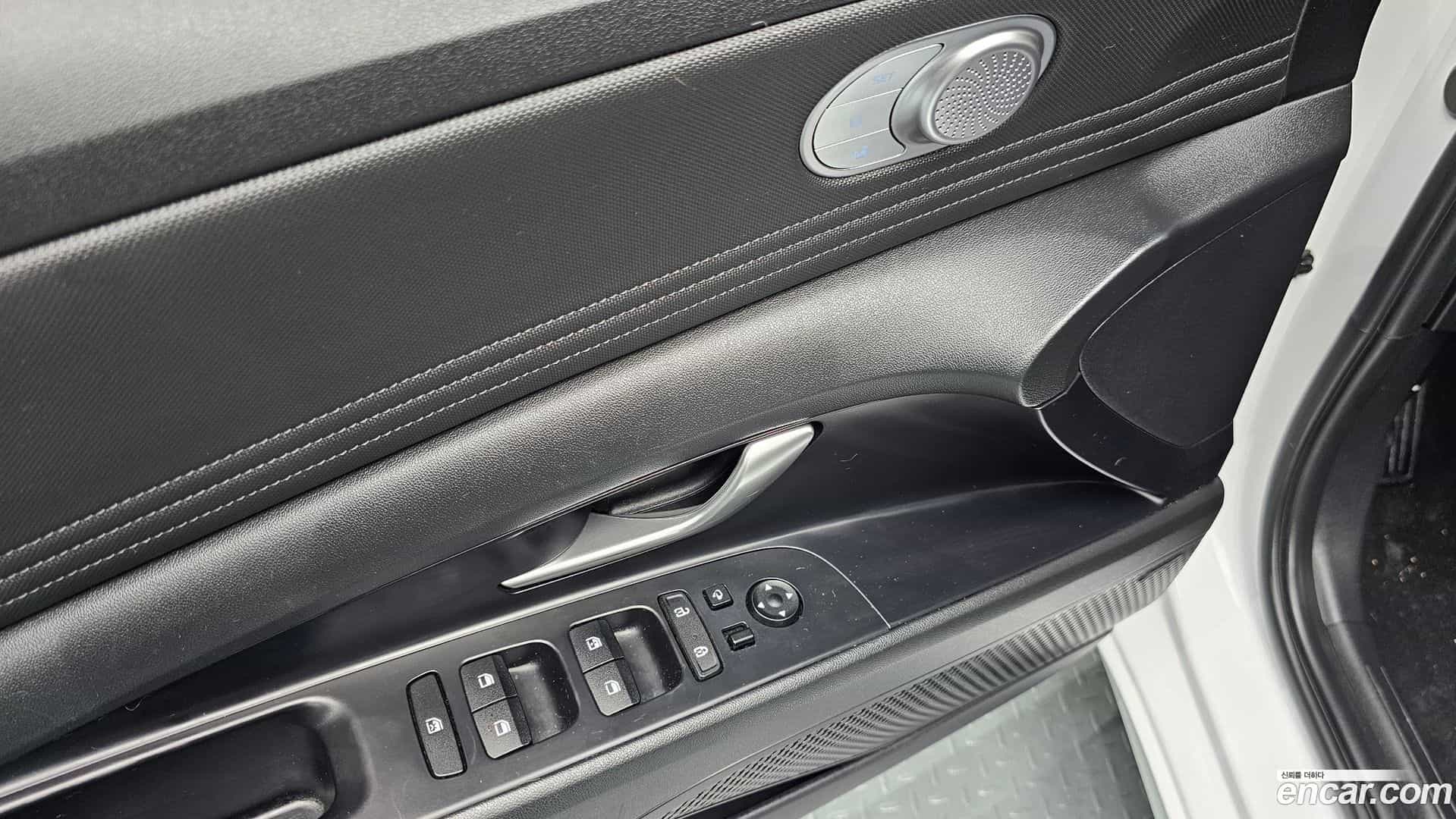 AVANTE Hyundai 2020.8-OPTION-024