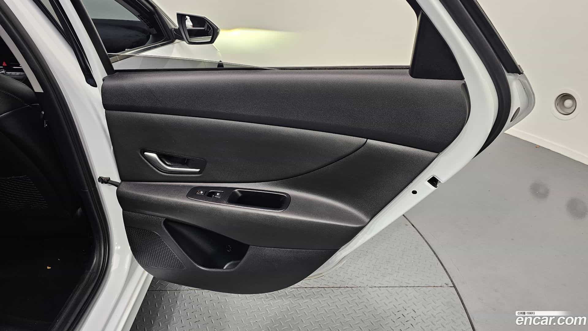 AVANTE Hyundai 2020.8-INNER-035