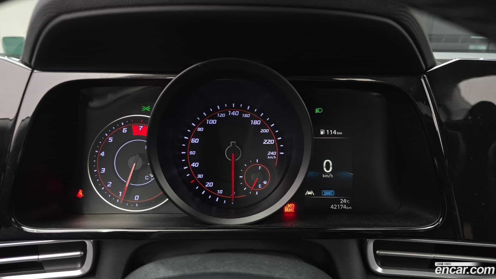 AVANTE Hyundai 2021.5-INNER-008