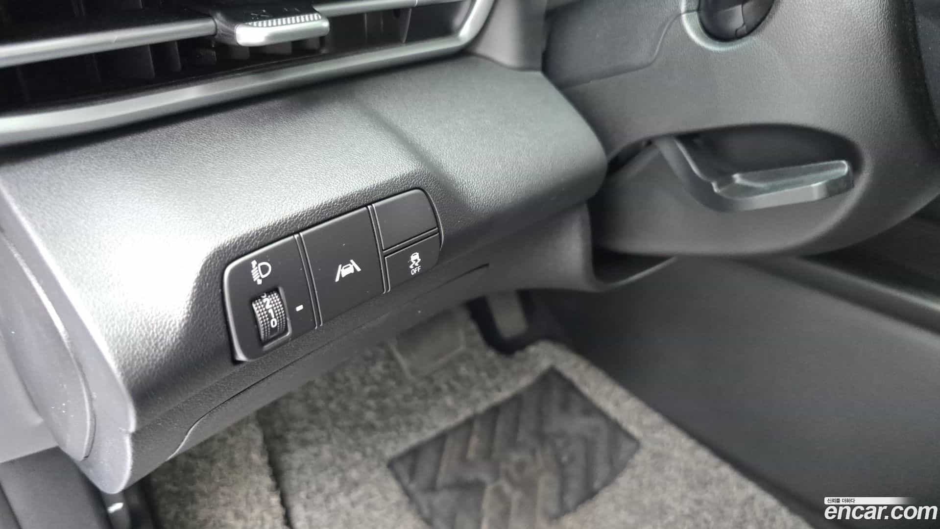 AVANTE Hyundai 2021.5-OPTION-022