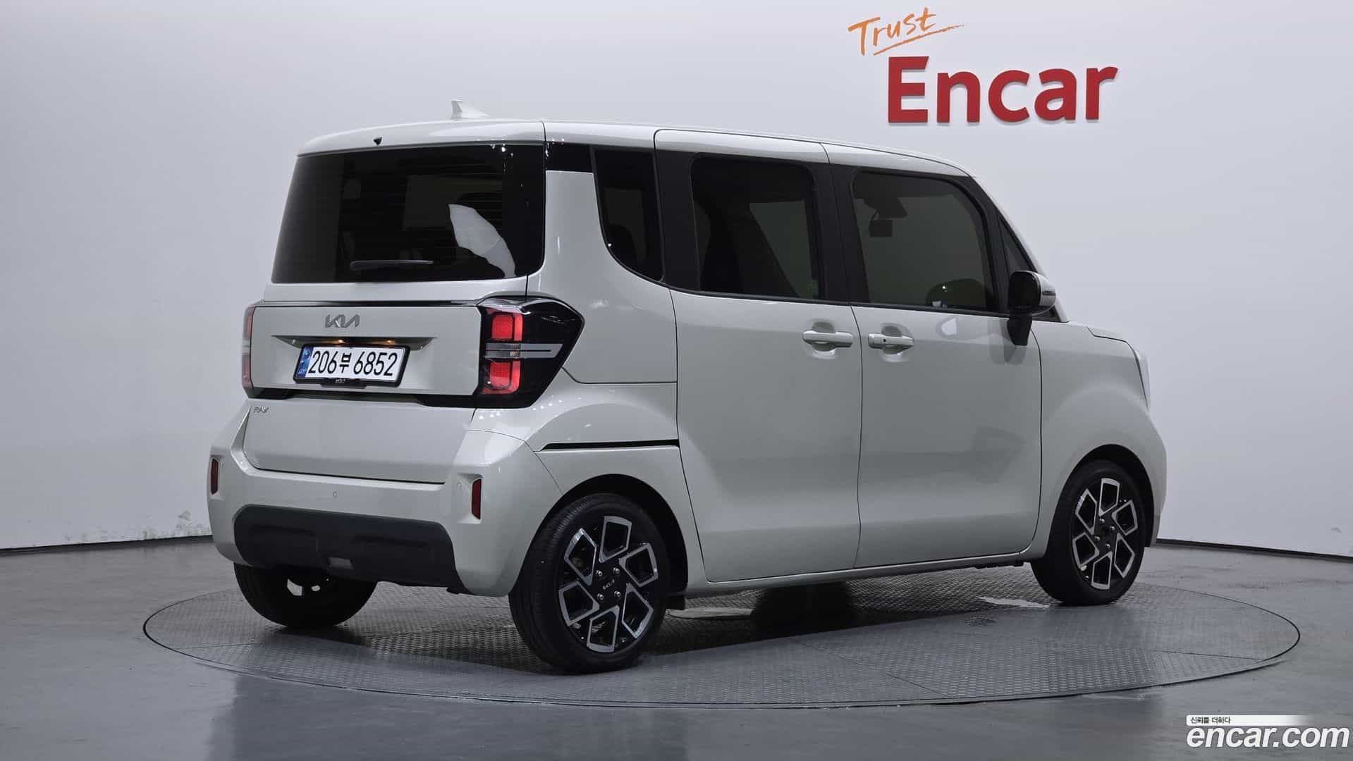 RAY Kia 2024.4-OUTER-002