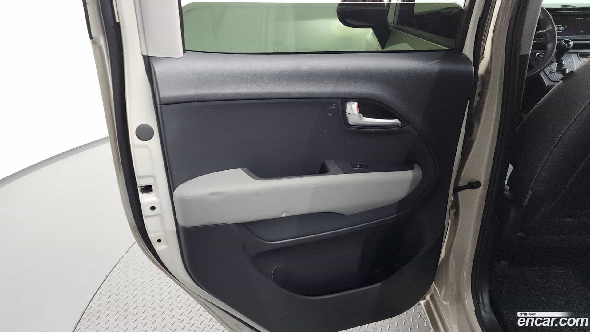 RAY Kia 2023.10-INNER-035