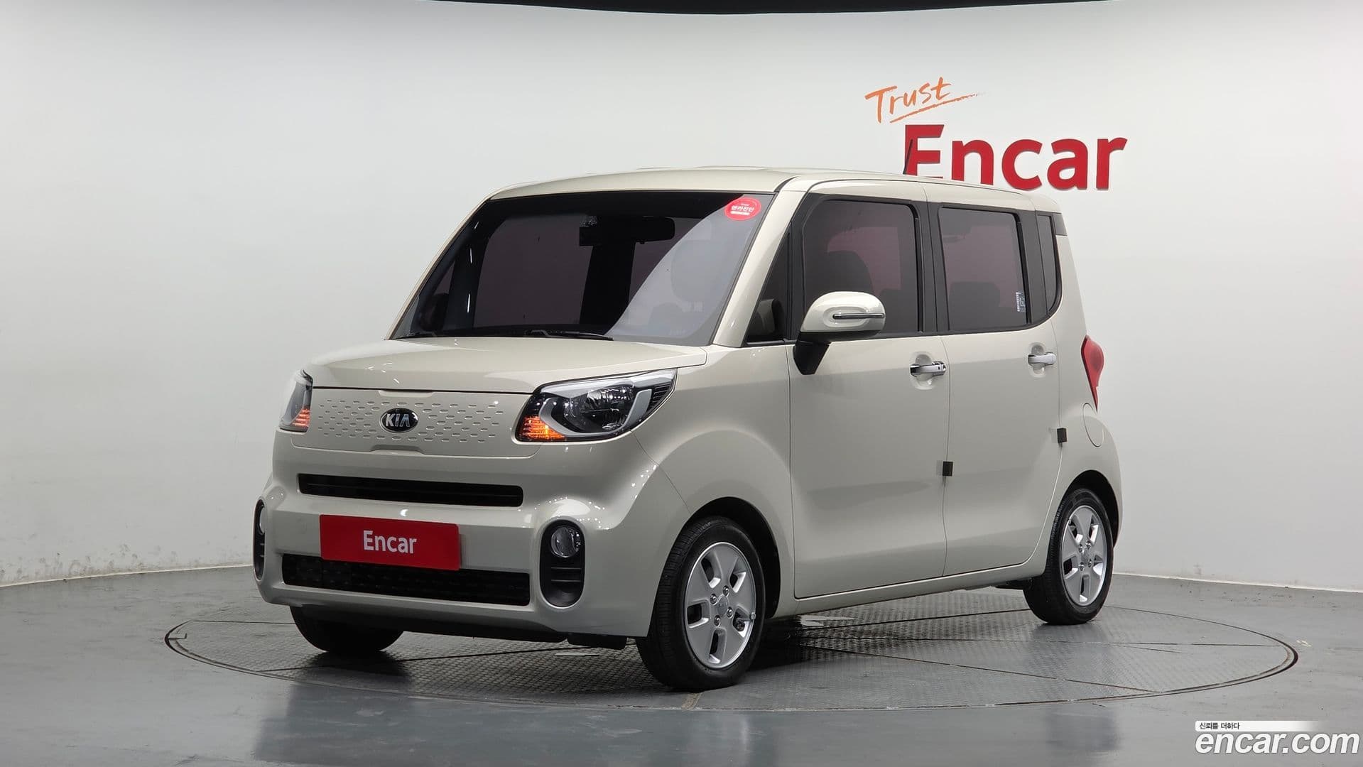 Main__Slider__Photo:RAY Kia 2018.3-0