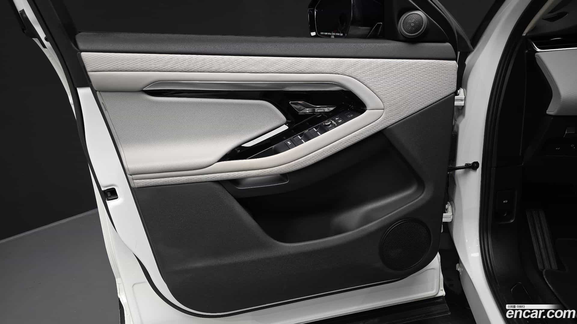 Range Rover Evoque Land Rover 2021.5-INNER-034