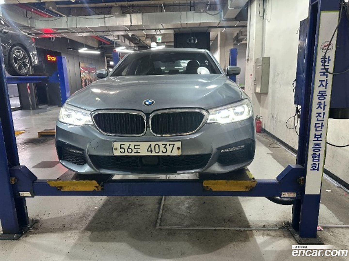 Main__Slider__Photo:5-Series BMW 2018.0-0