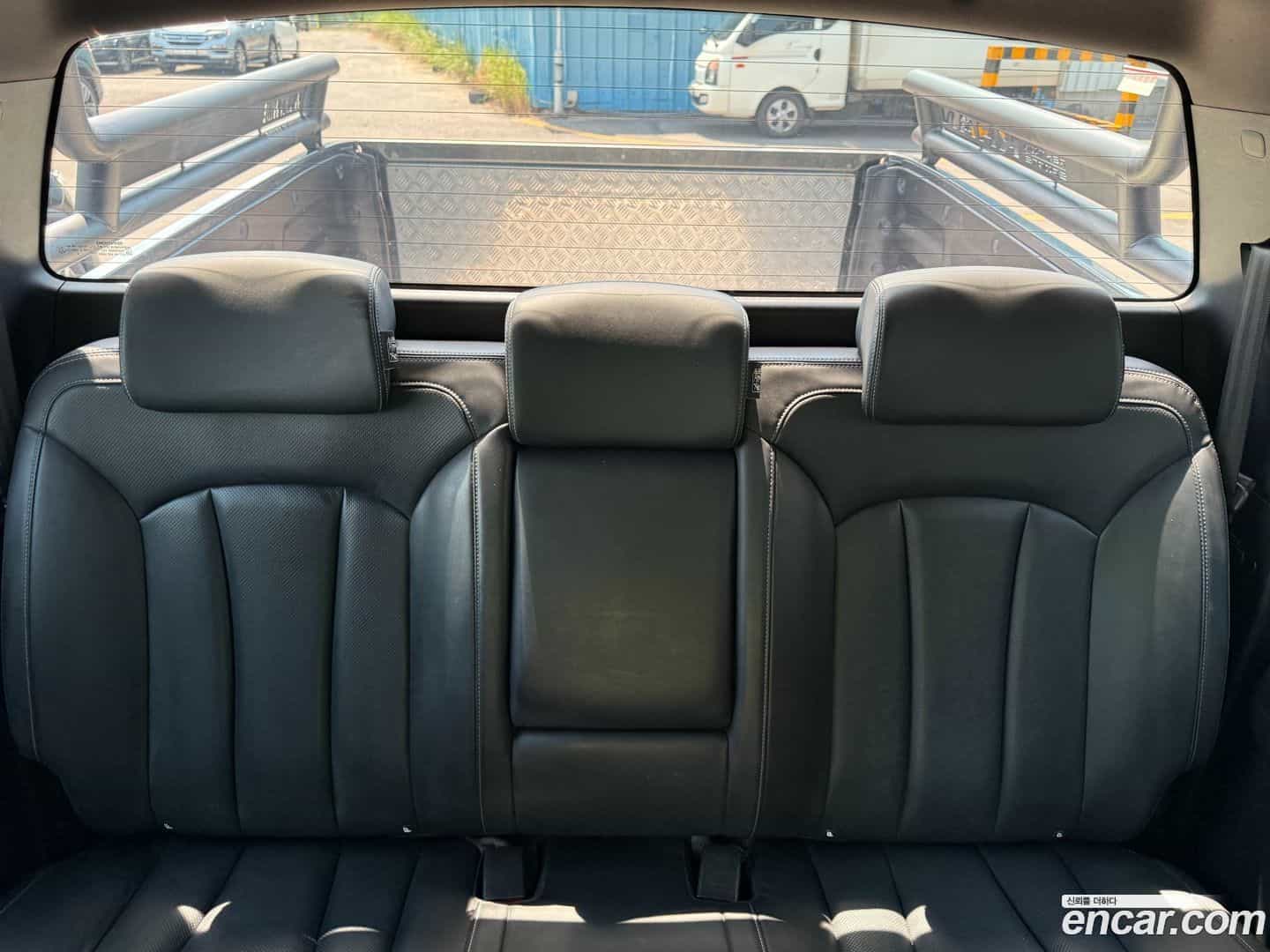 Rexton KG Mobility 2019.4-INNER-010