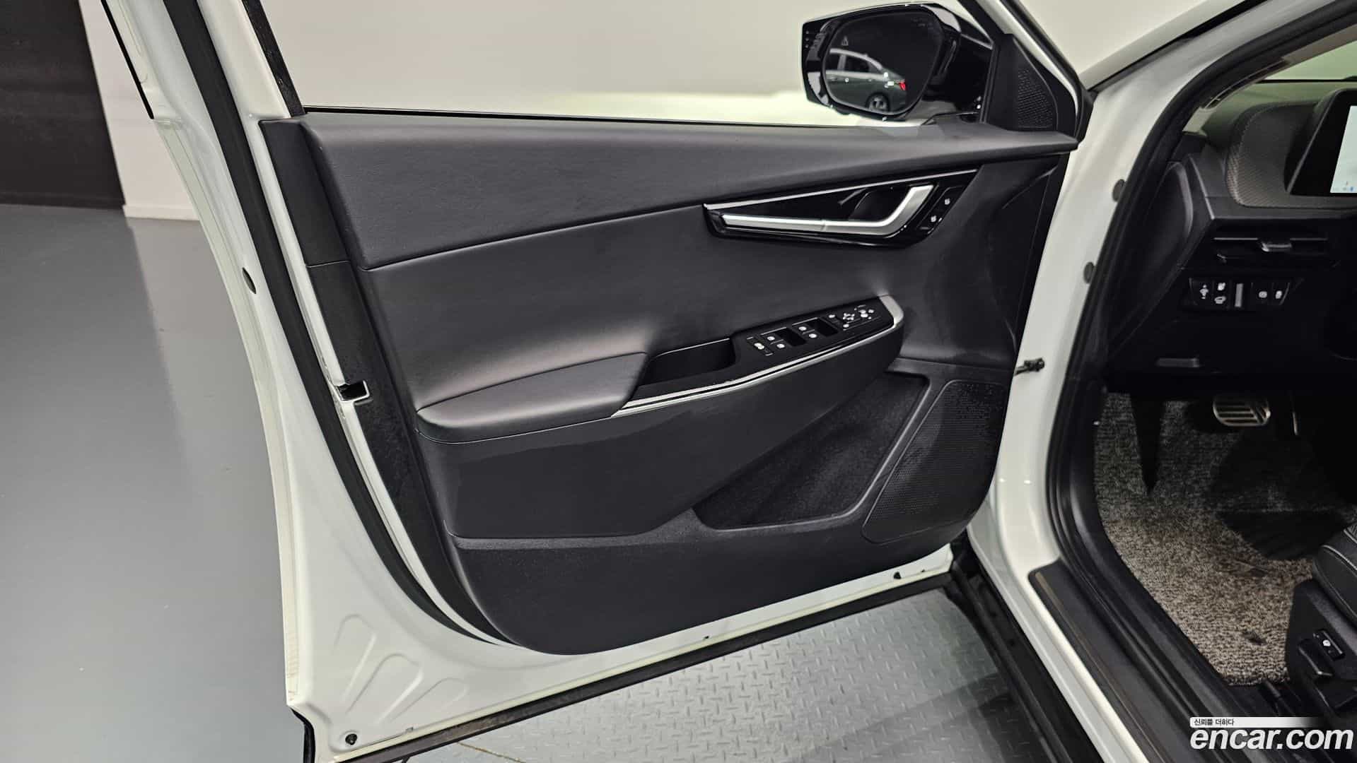 EV6 Kia 2021.11-INNER-034