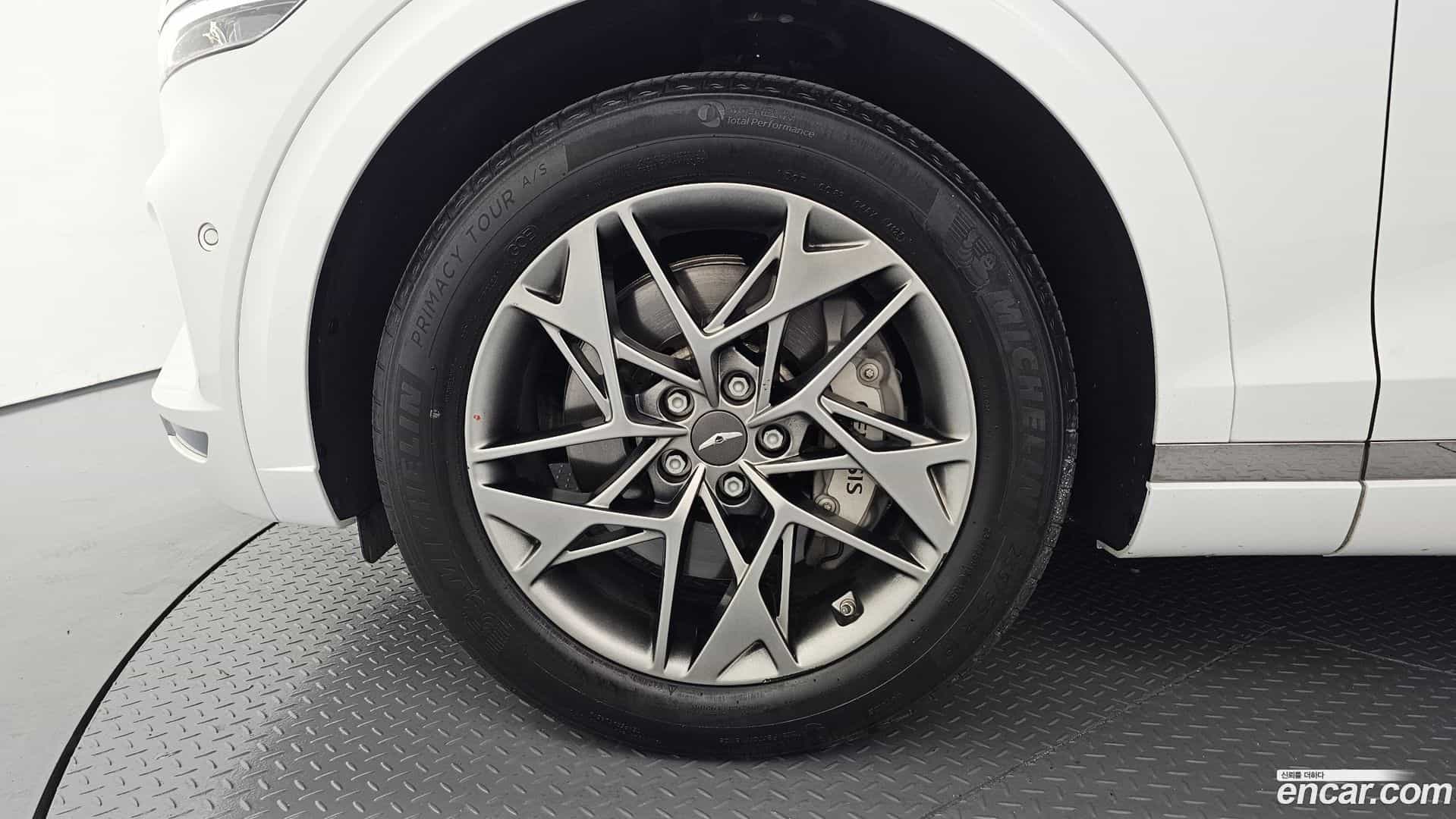 GV70 Genesis 2024.0-OUTER-005