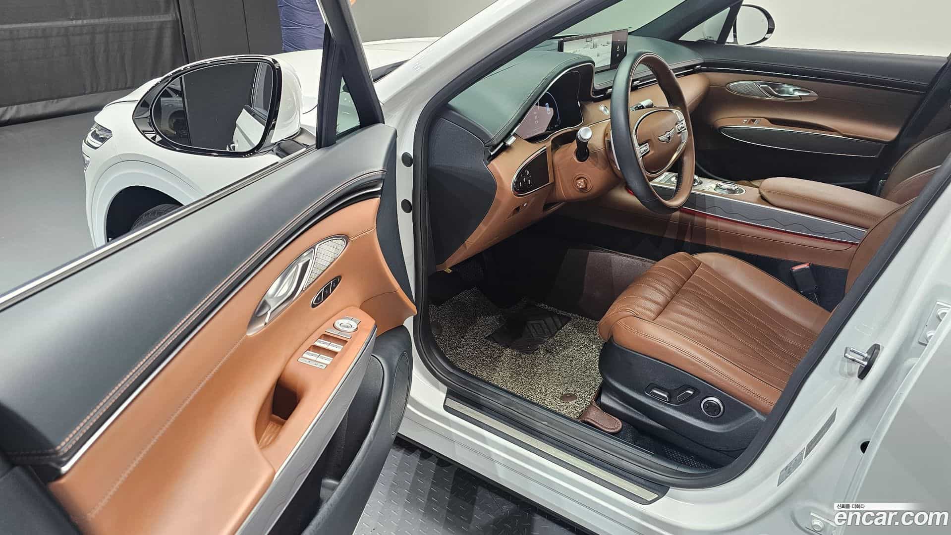 GV70 Genesis 2024.0-INNER-010