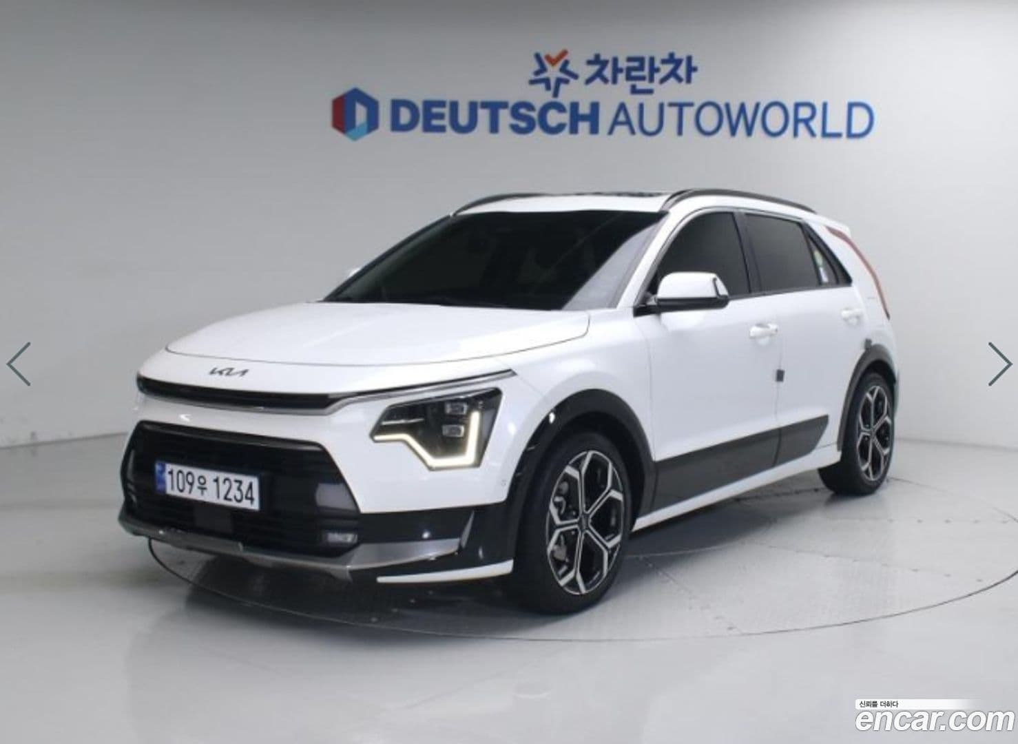 Main__Slider__Photo:Niro Kia 2022.4-0