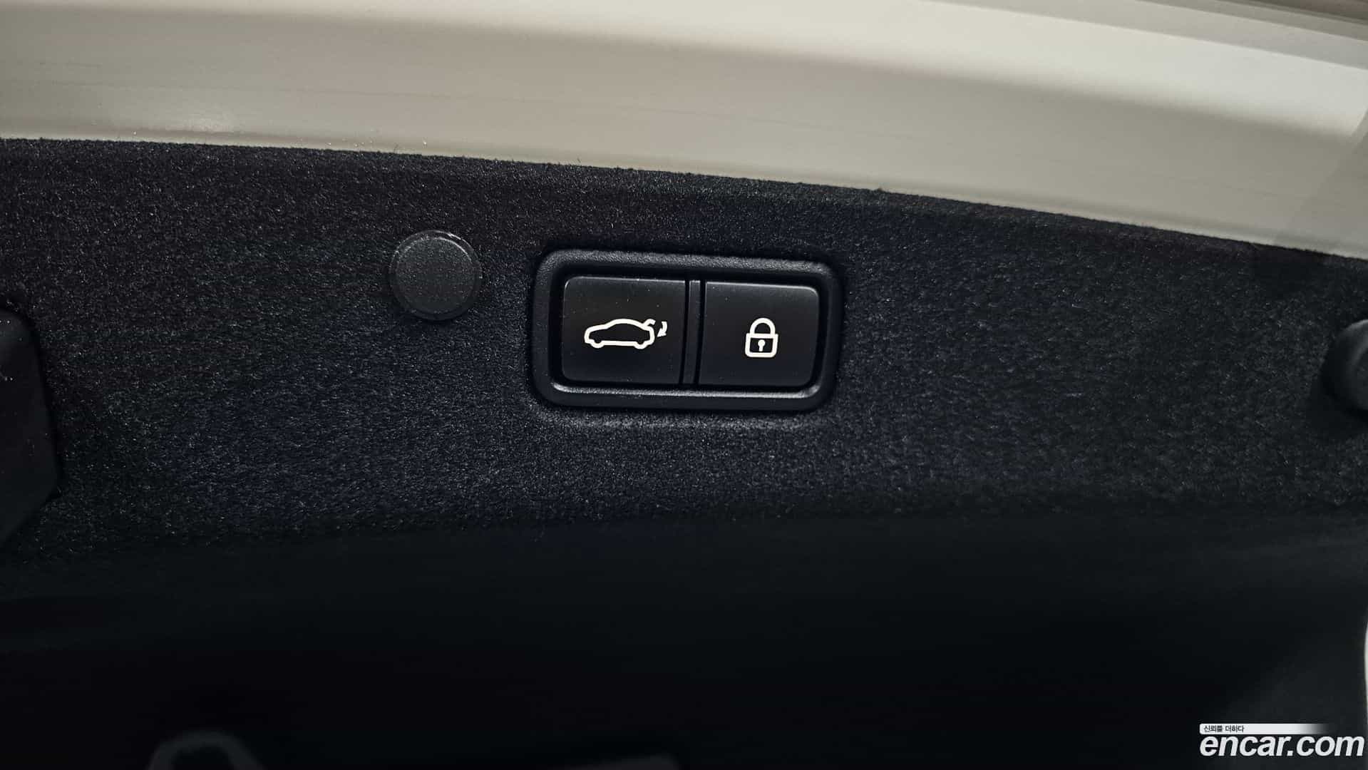 Grandeur Hyundai 2020.6-OPTION-024