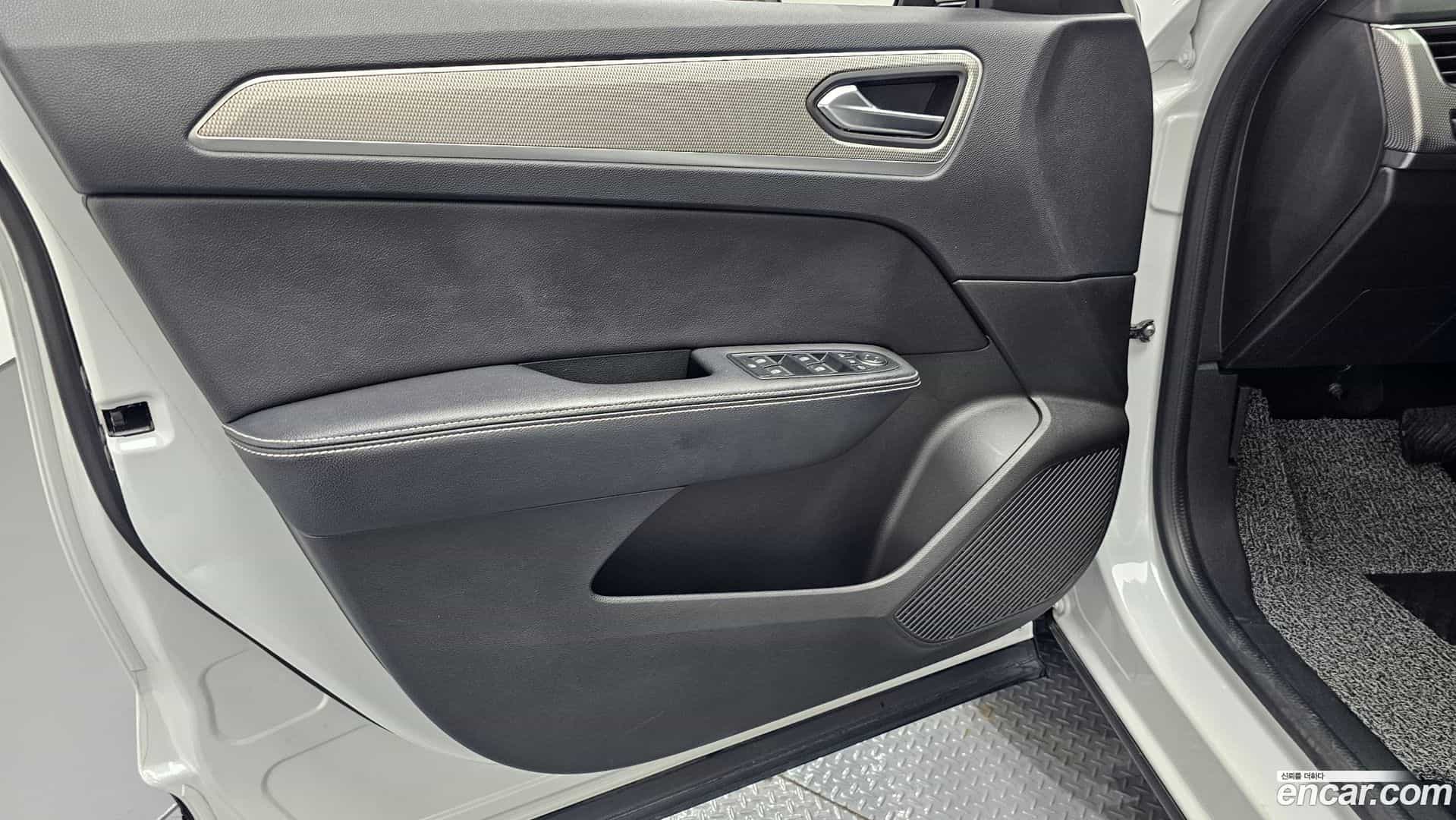 XM3 Renault Korea 2023.3-INNER-034