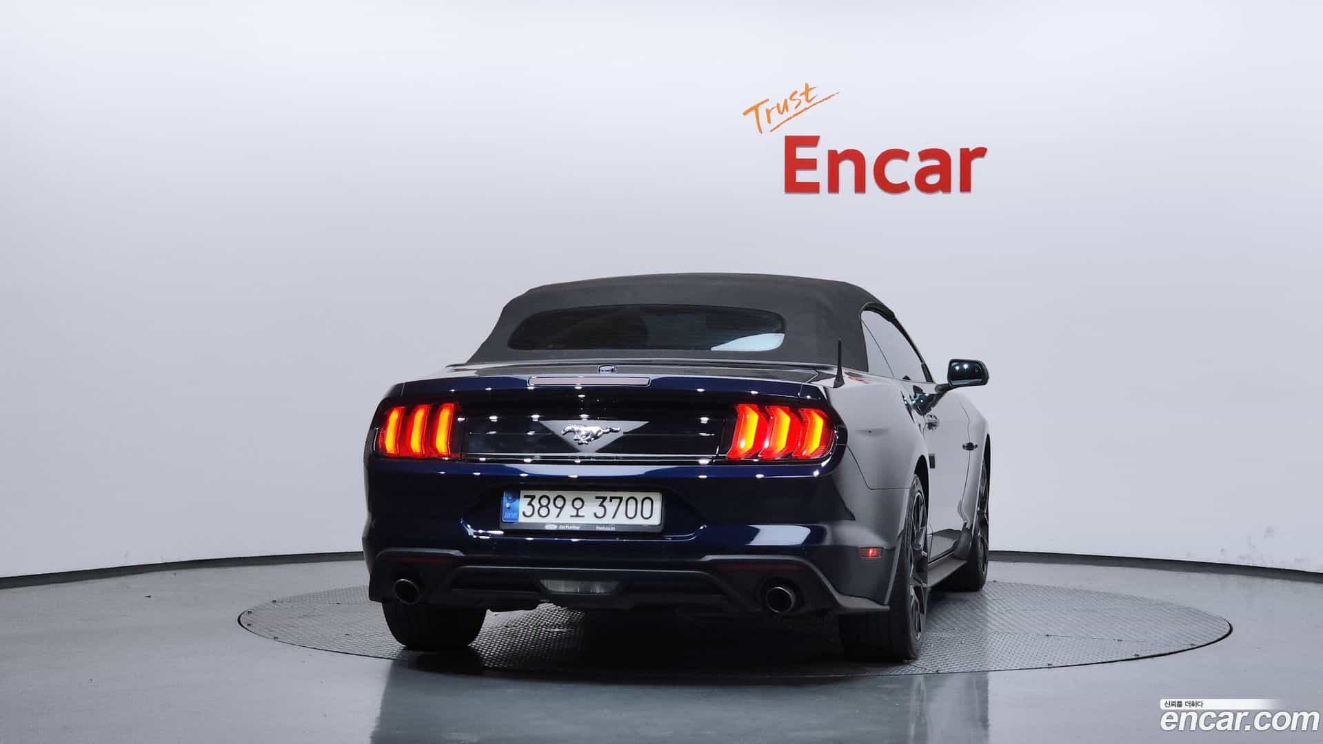 Mustang Ford 2021.3-OUTER-004