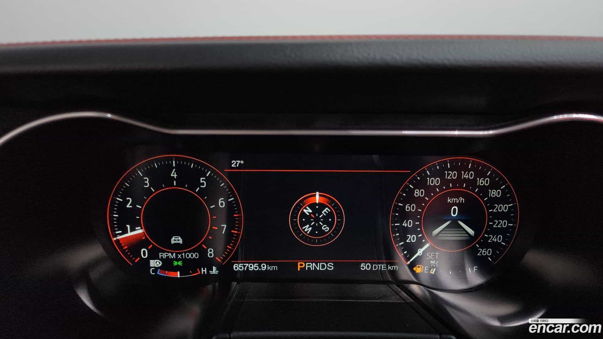 Mustang Ford 2021.3-INNER-008