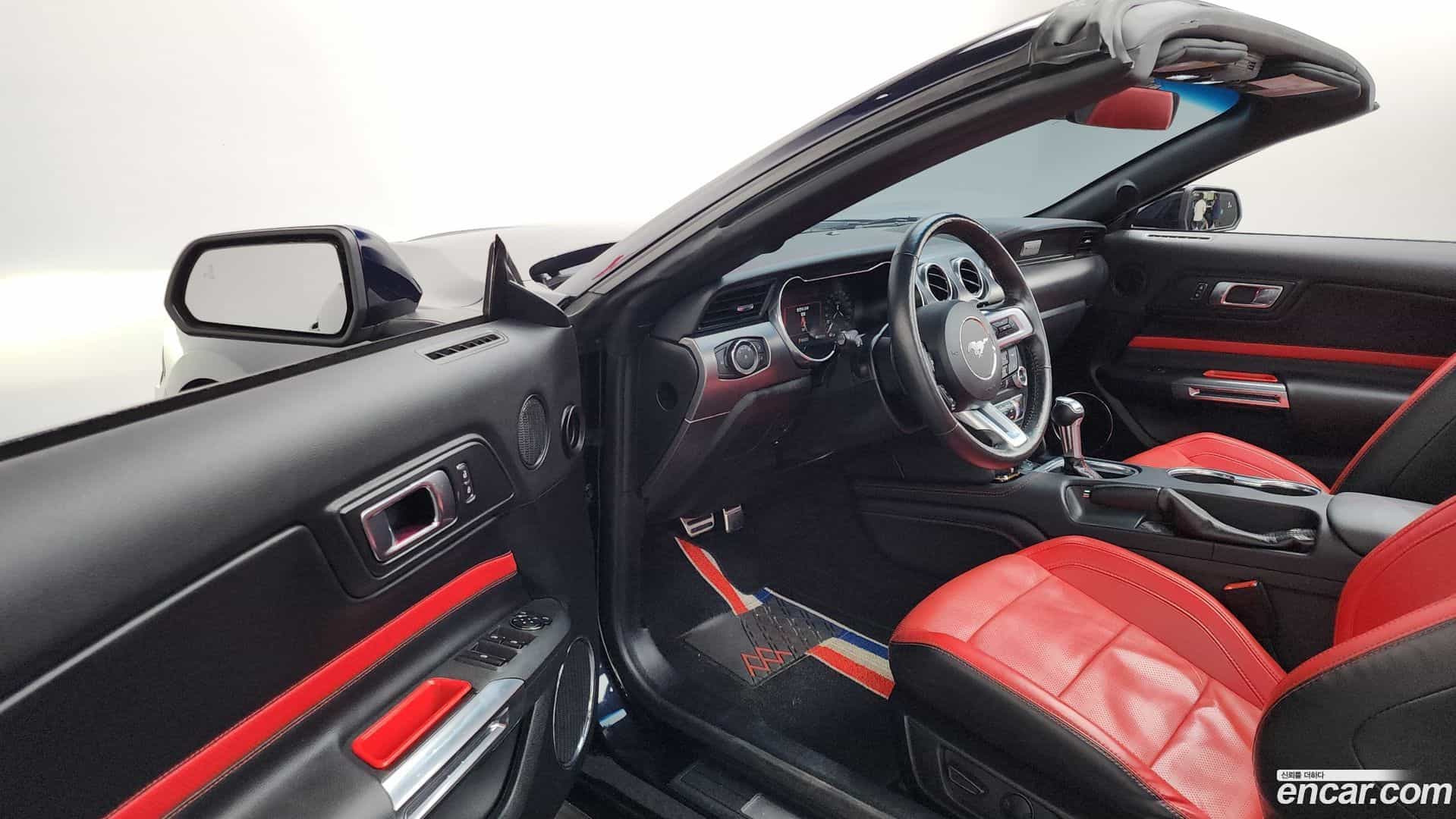 Mustang Ford 2021.3-INNER-010