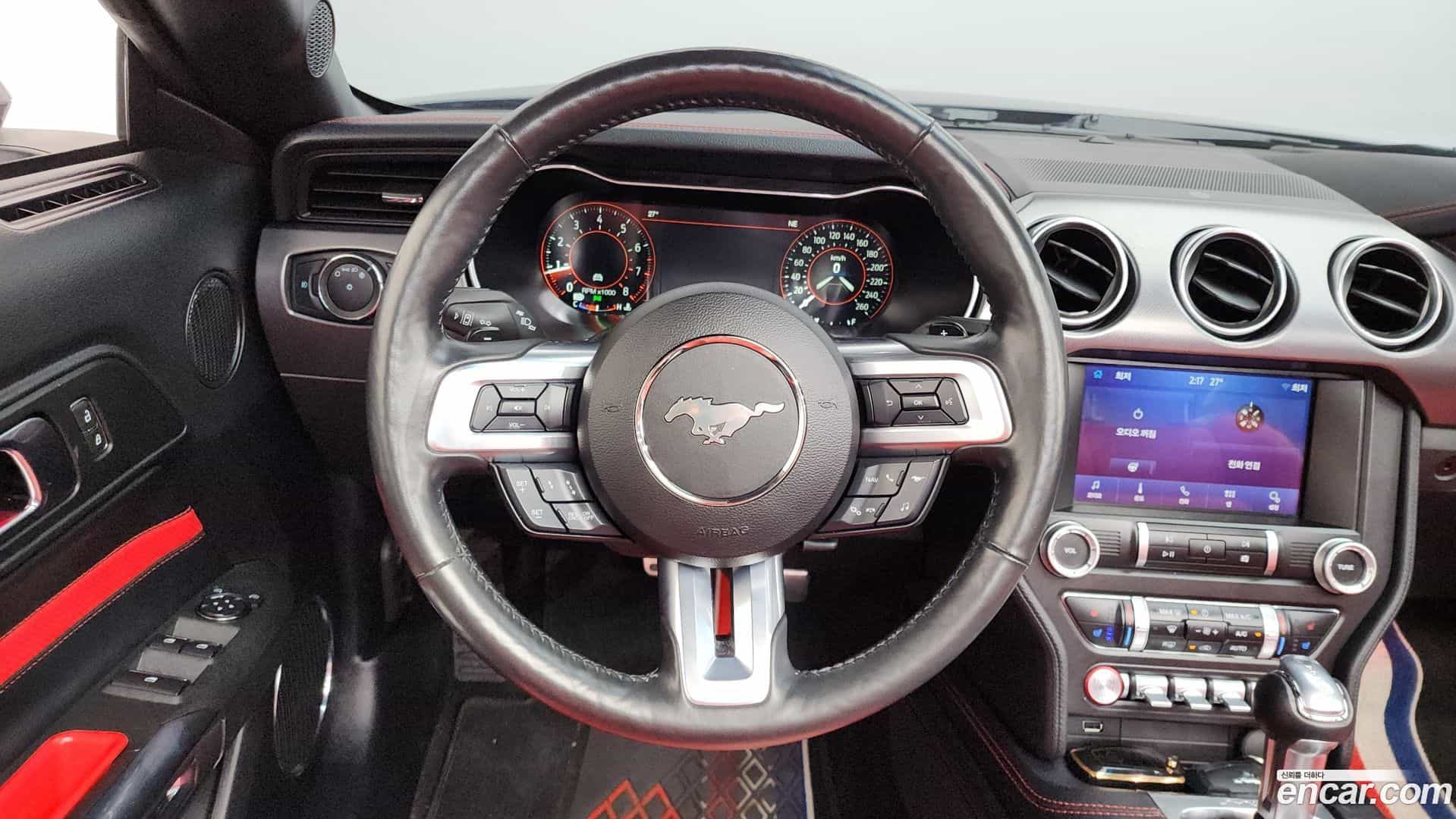 Mustang Ford 2021.3-OPTION-017