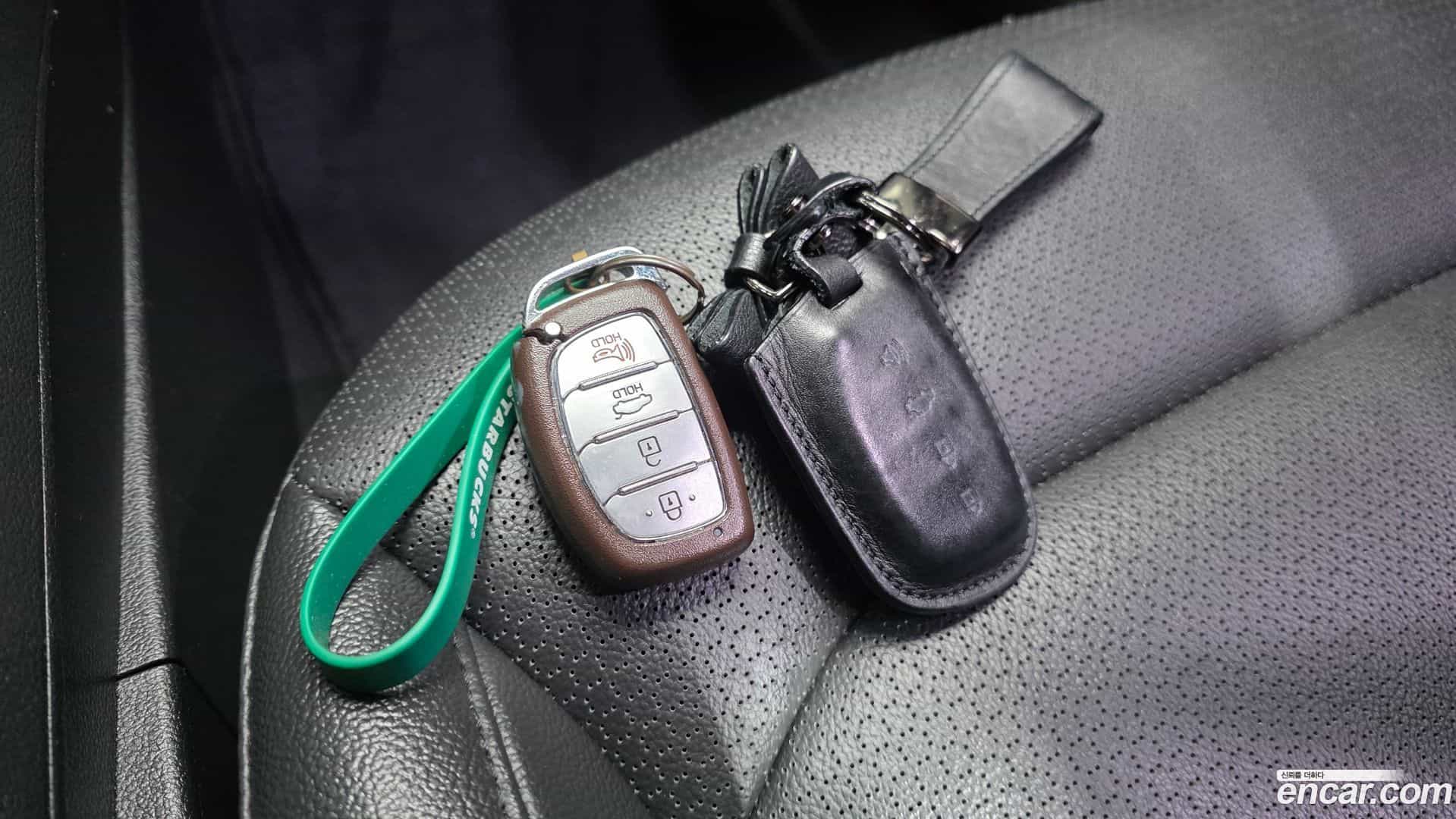 AVANTE Hyundai 2017.11-OPTION-043