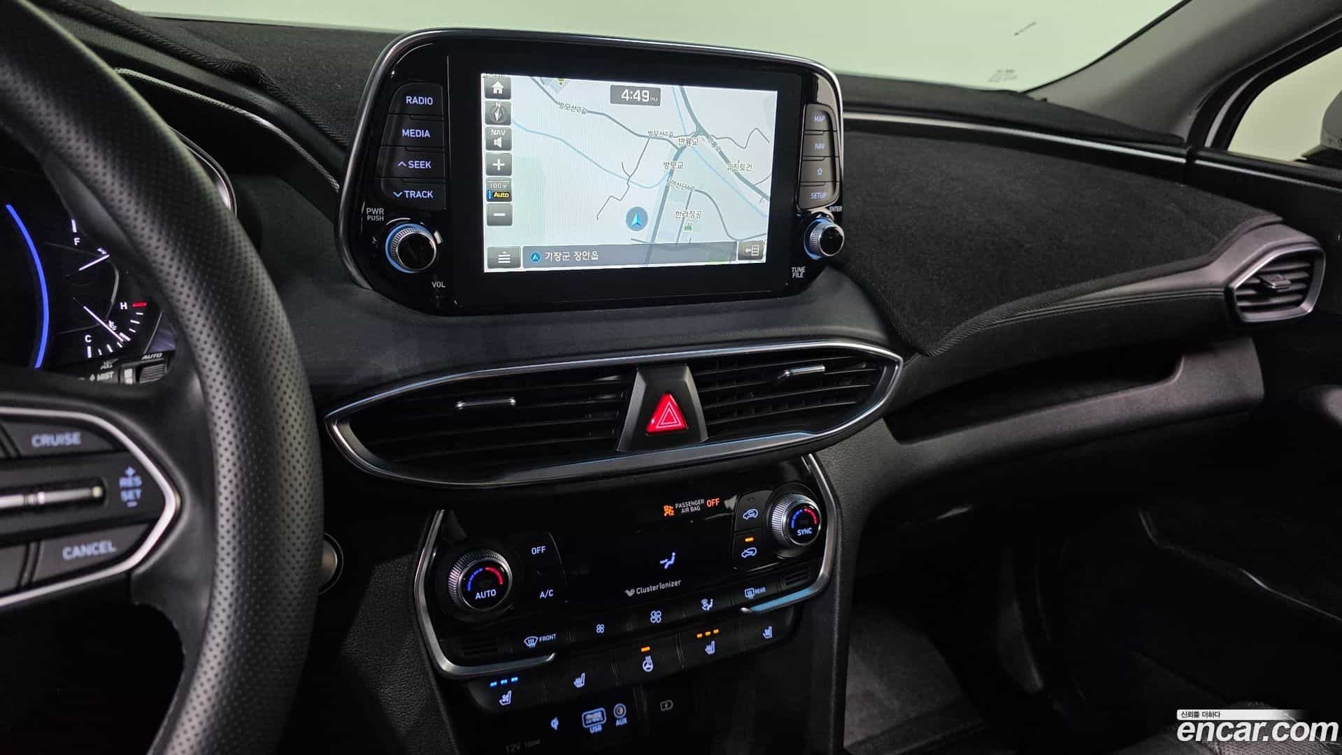 Santafe Hyundai 2018.4-OPTION-019